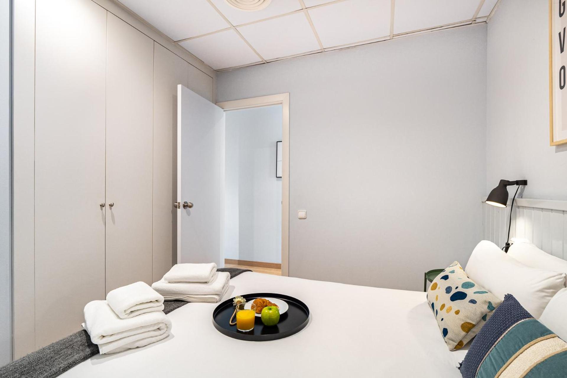 SAGRADA FAMILIA MODERN Nº1 By MyRentalHost photo 5