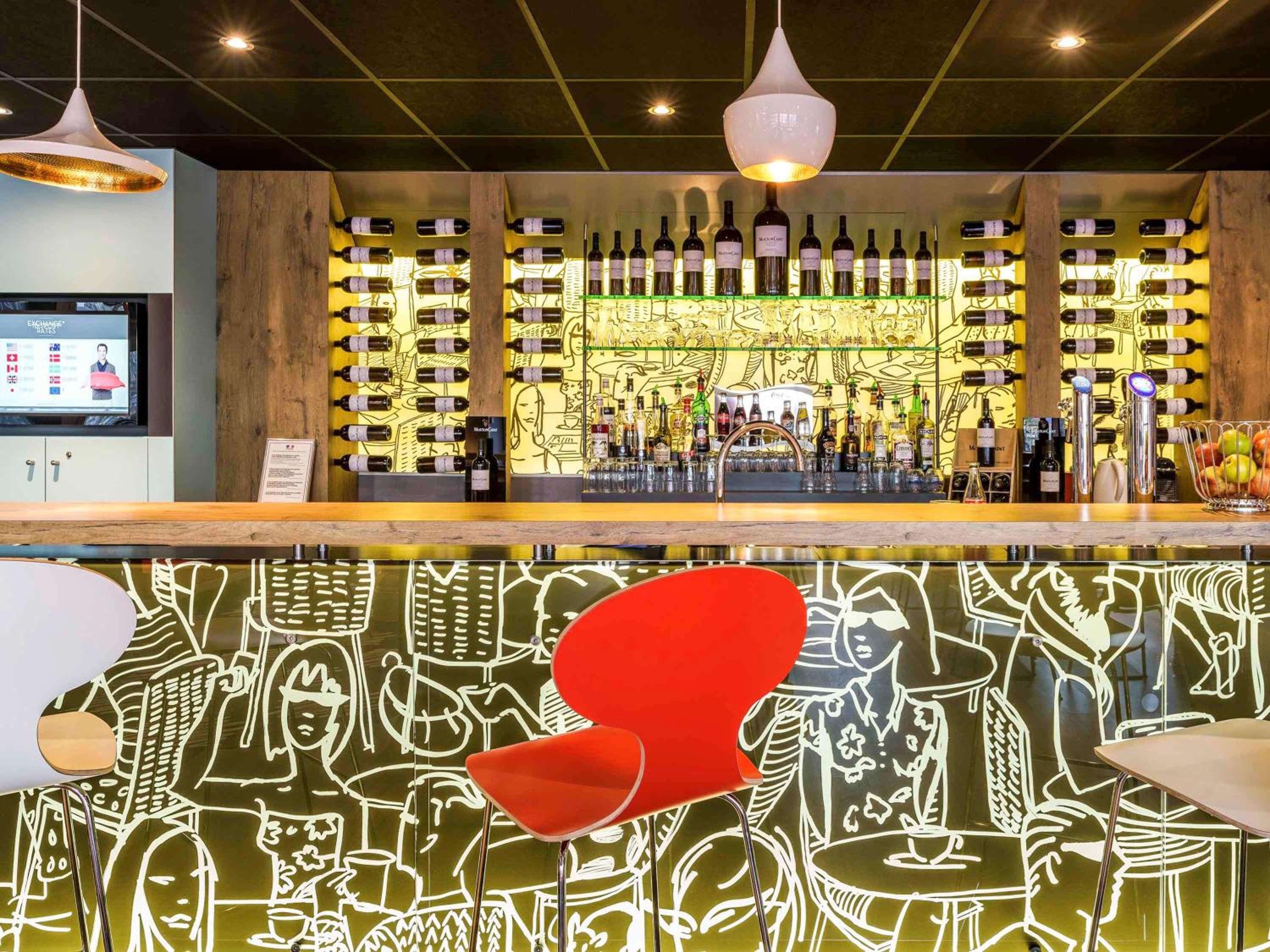 bar