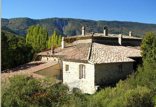 Le Moulin de la Viorne, gîte modulable avec piscine en Haute-Provence view 4