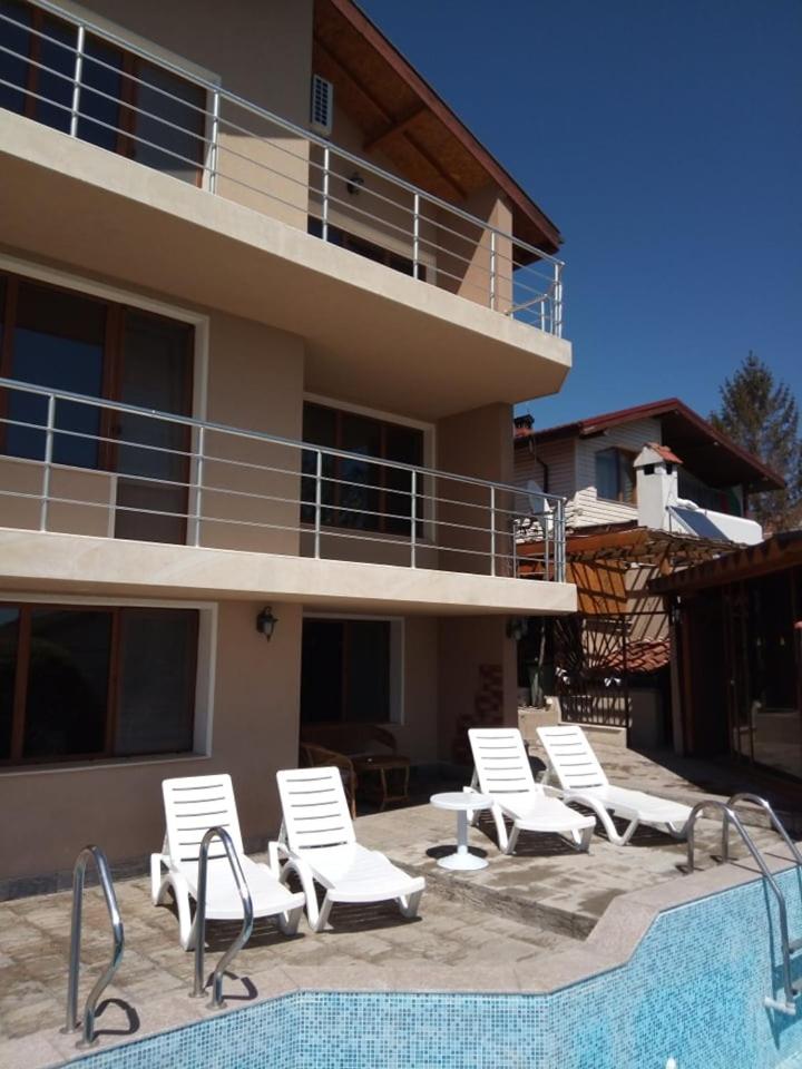 Villa "MEGGI" Ovcharovski Beach - Pool, Barbecue view 5