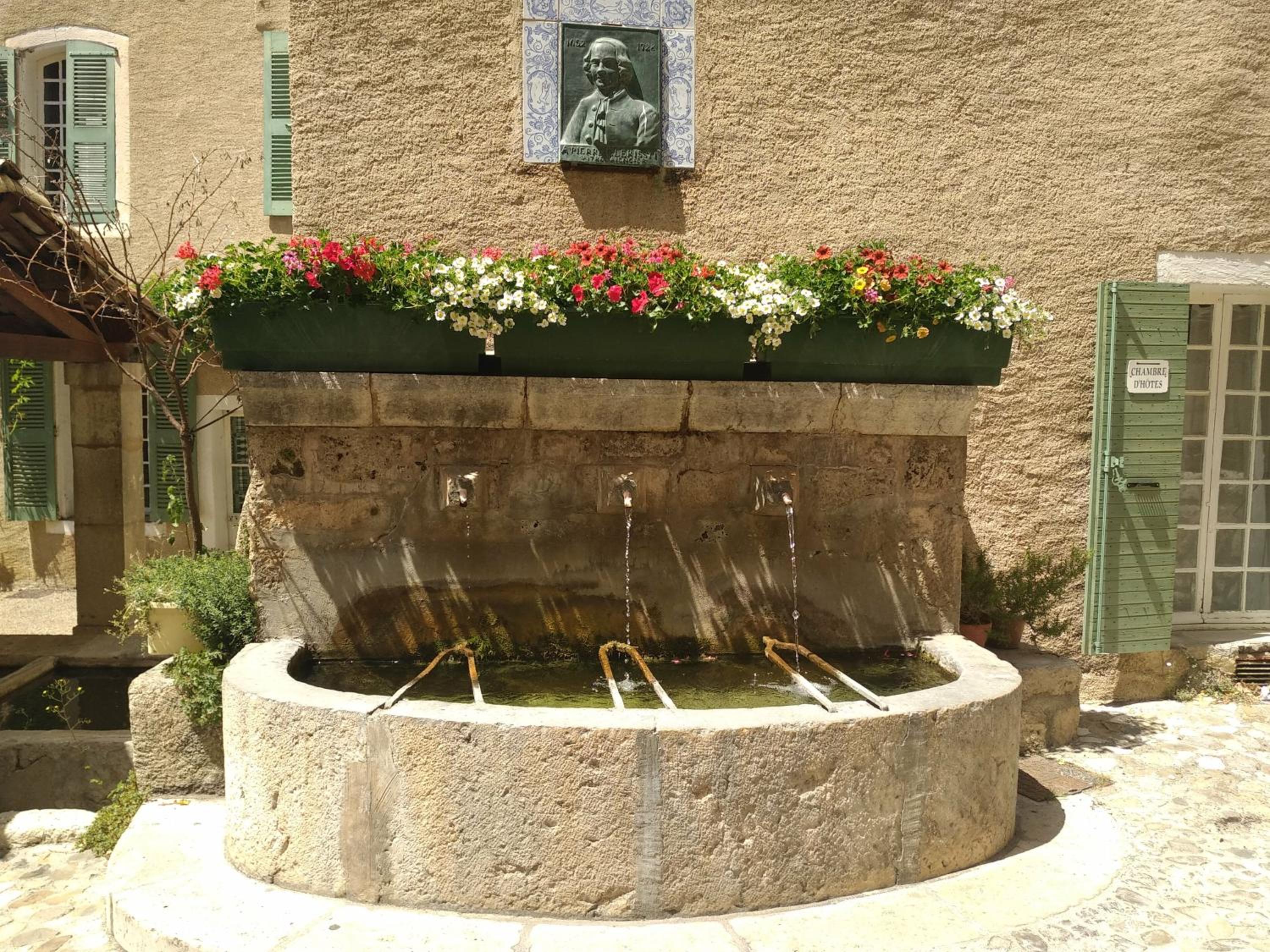 Photo 34
