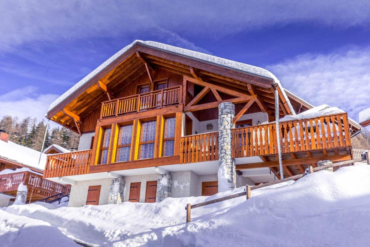 Chalet L'Ecureuil view 2