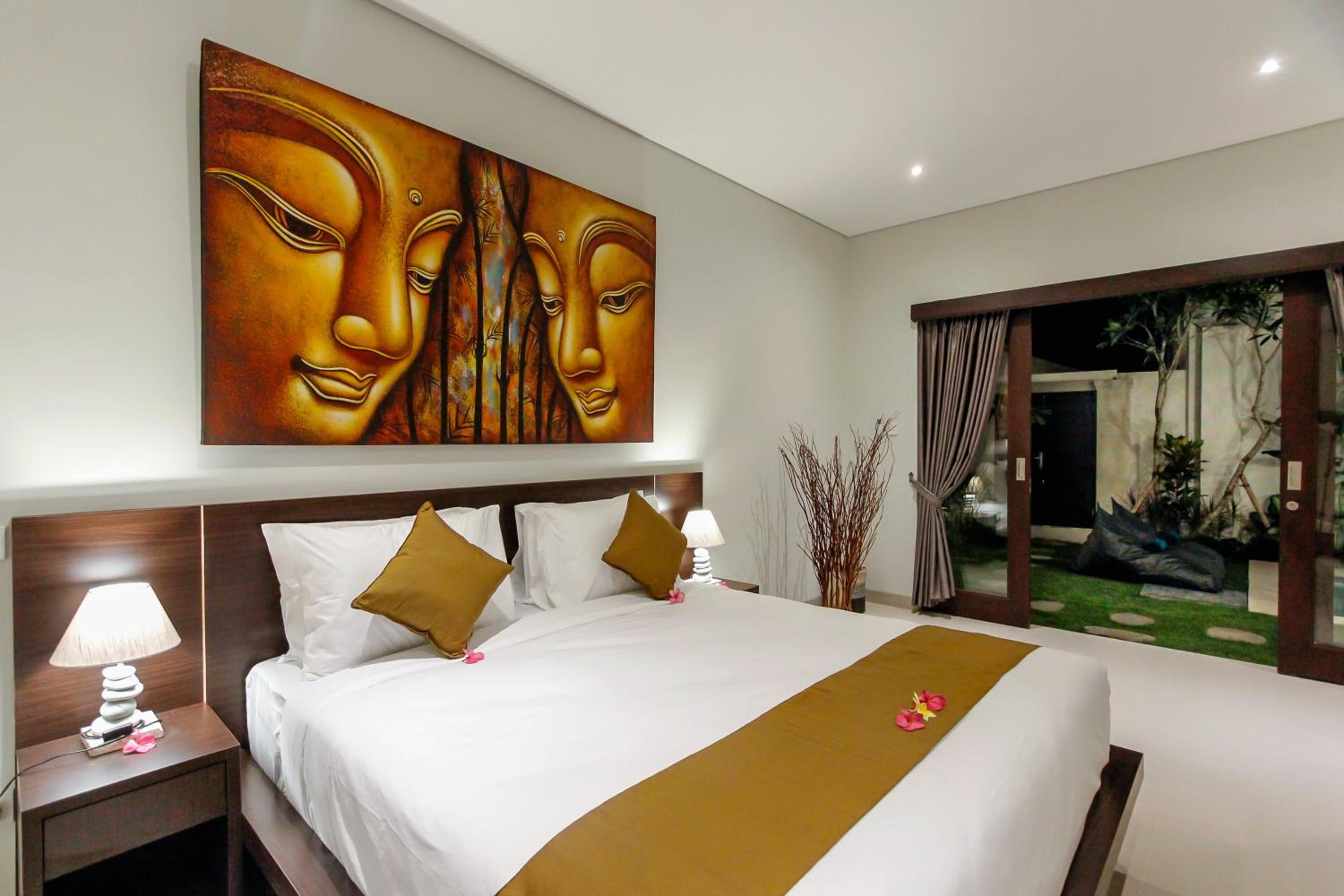 Villa 66, 5 min walk to Double 6 beach view 2