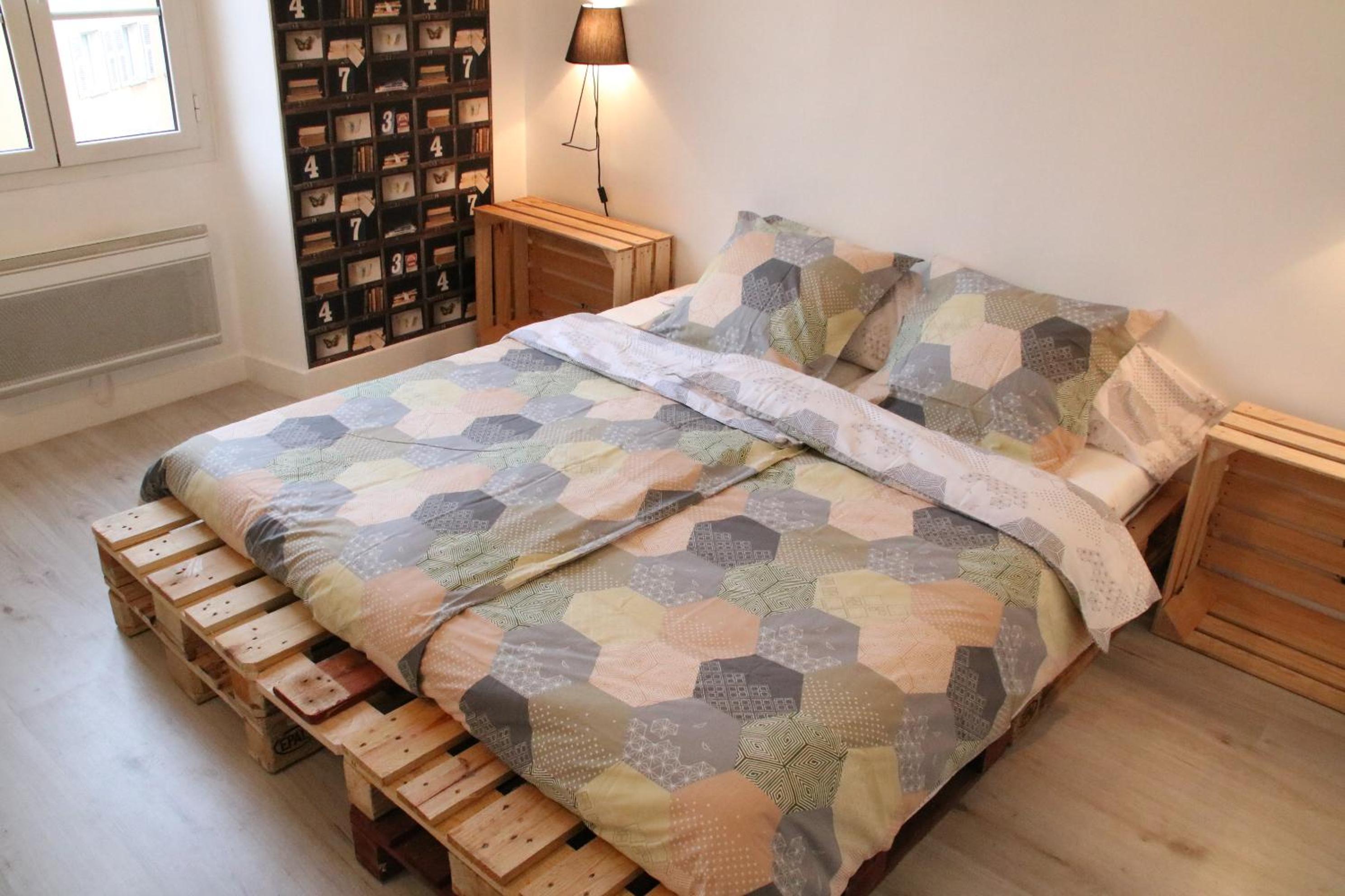 Bright Apartment Old Town view 4