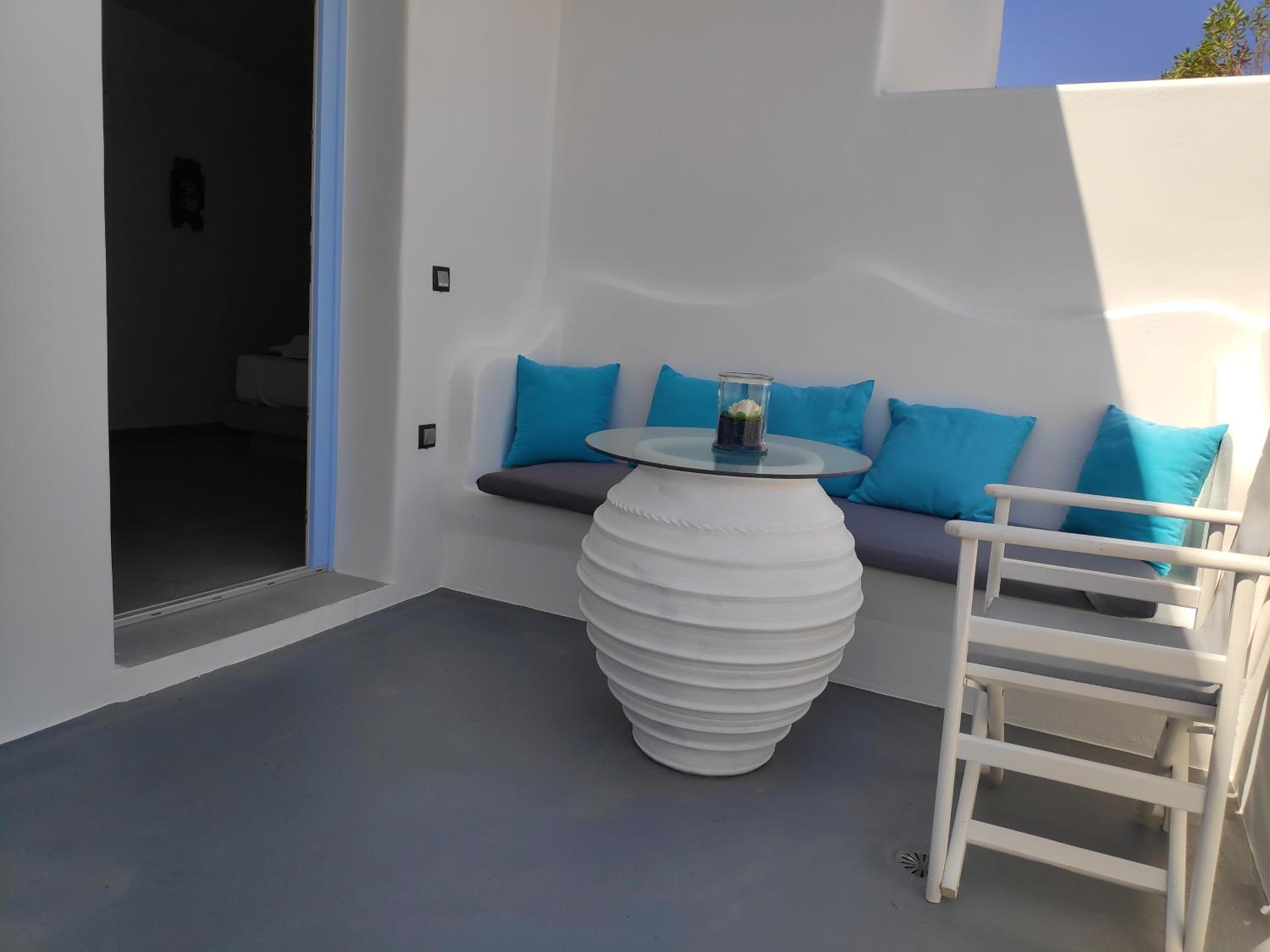 SANTOXENIA Studio George photo 4