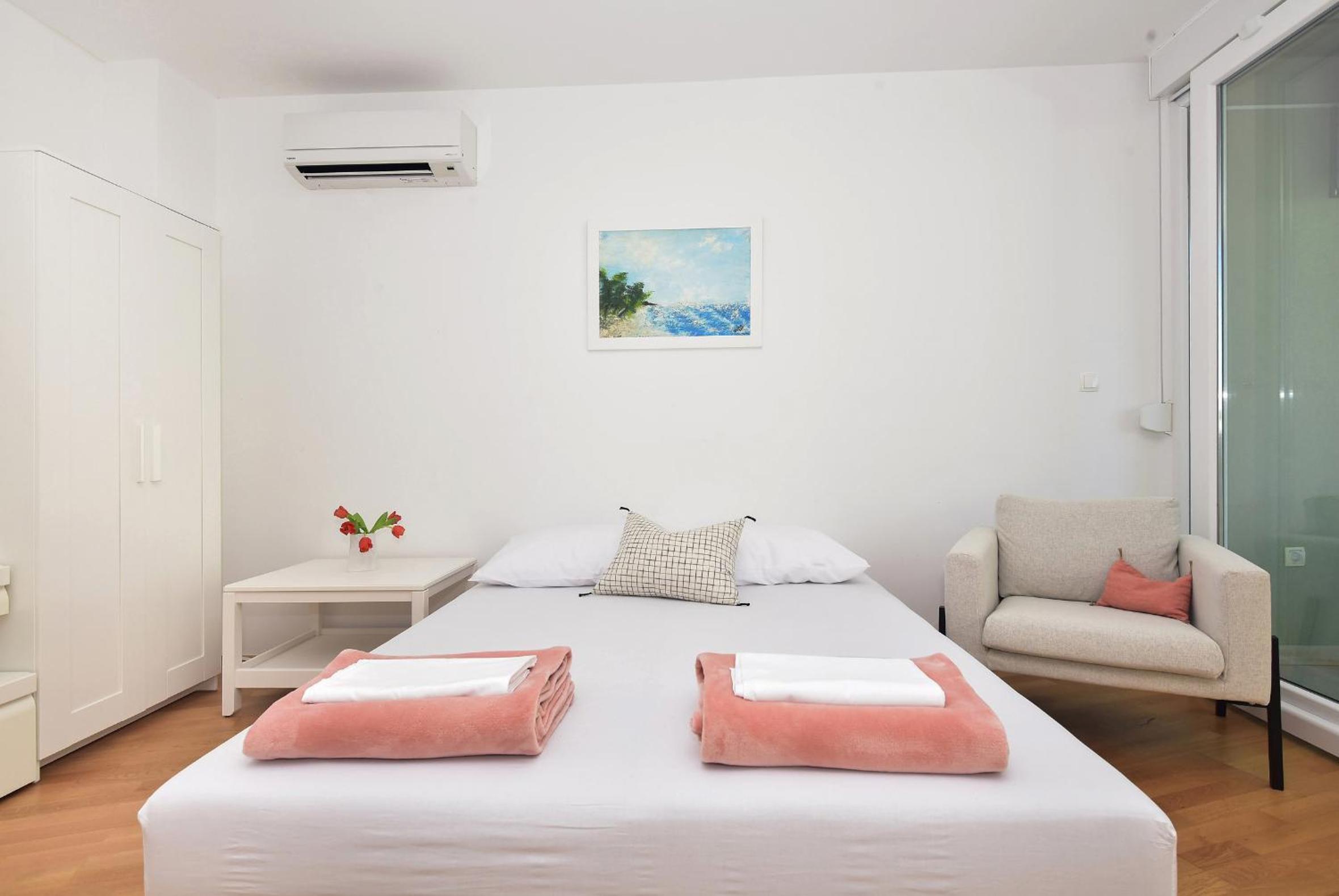Sunshine Apartment