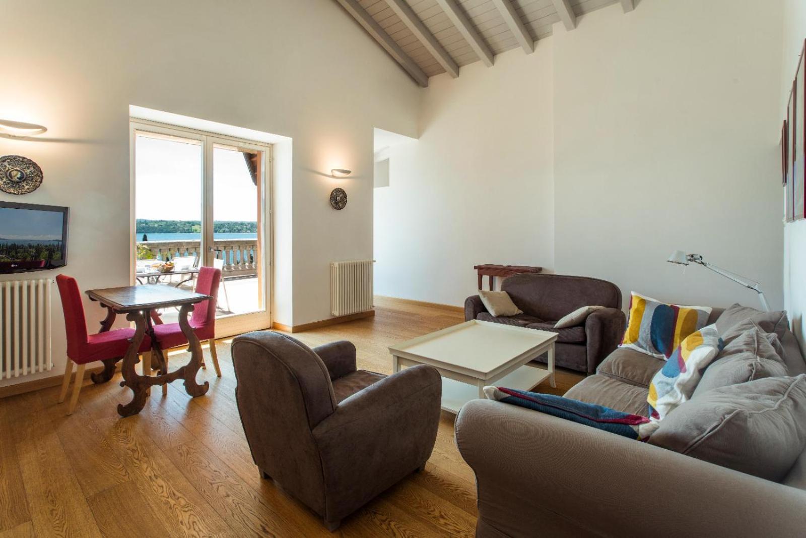 Alloro view 3