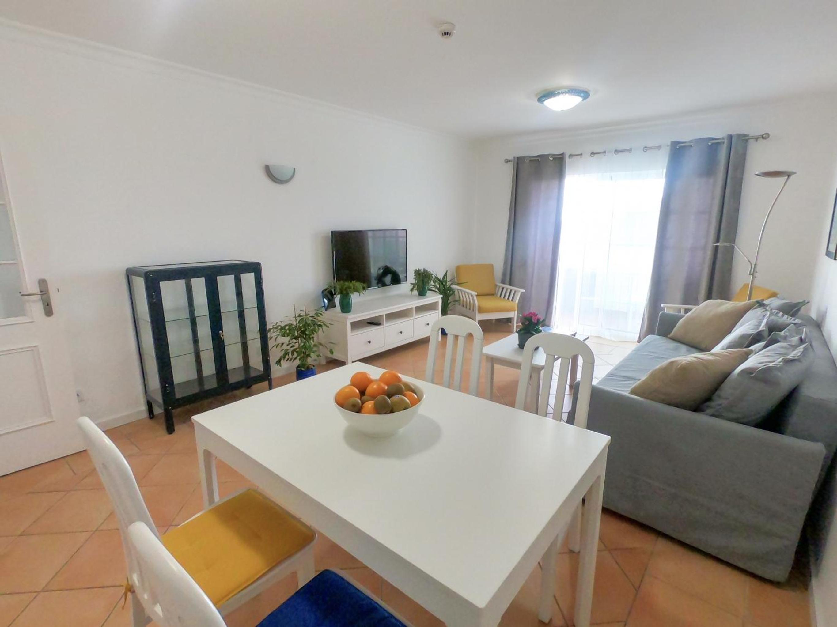 Family apartment sea view view 2