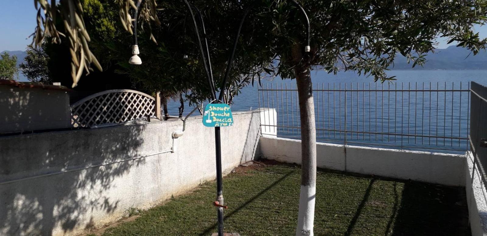 Holiday House on the Beach photo 4