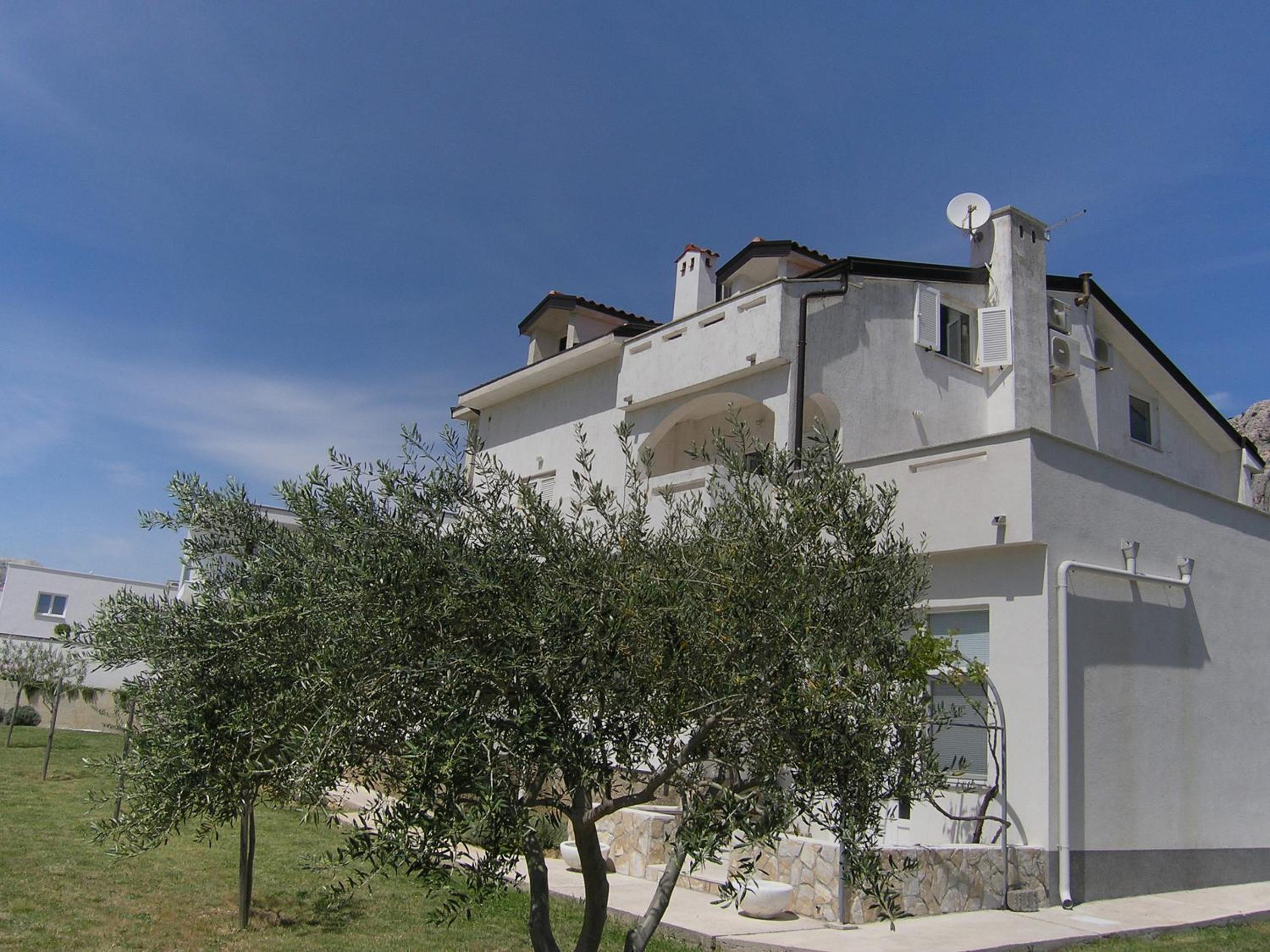 Apartments GORDANA Baska for relaxing holidays view 2