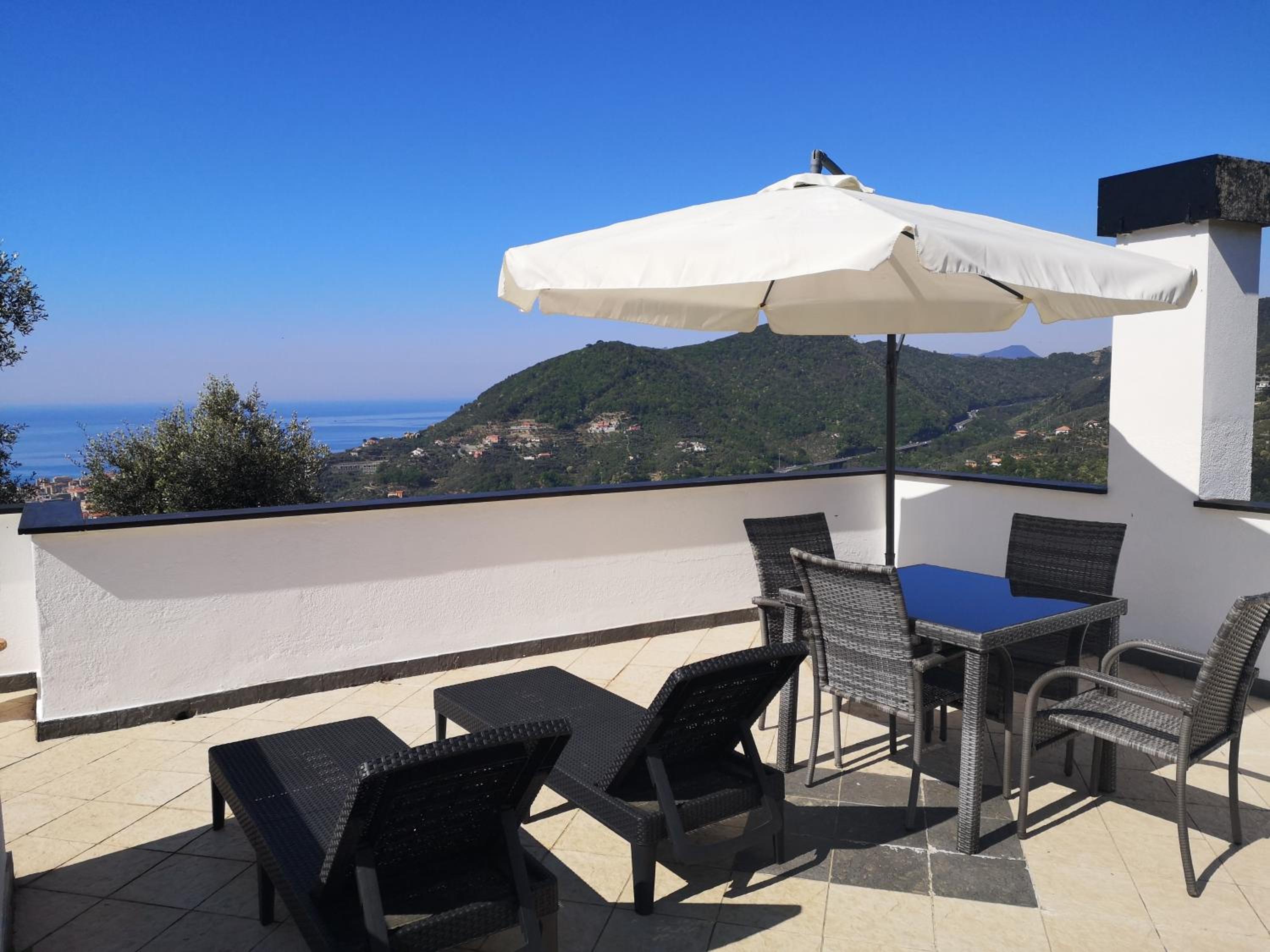 La Vivagna - Casa vista mare tra gli ulivi view 4