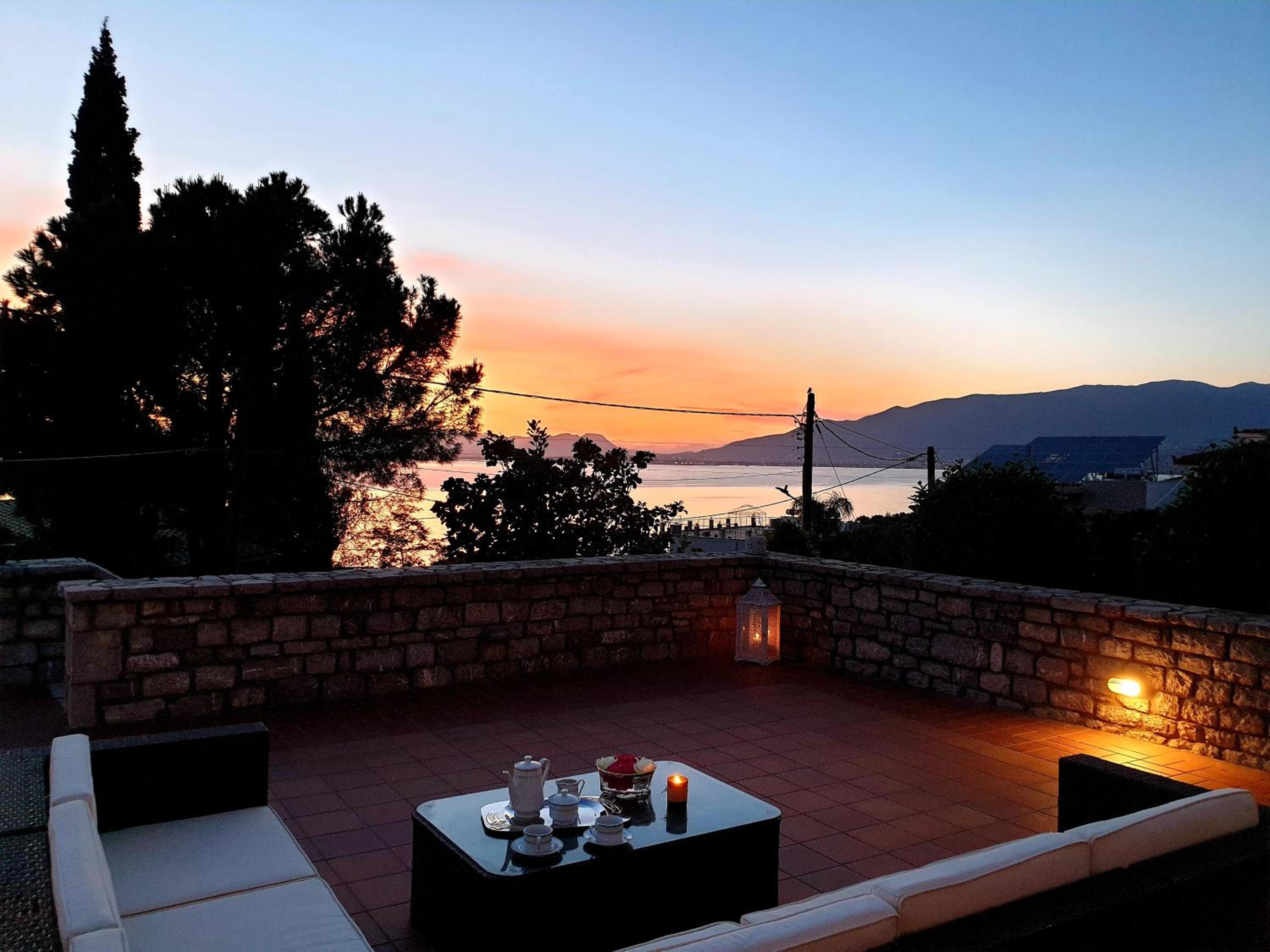 Elaianthos view 2