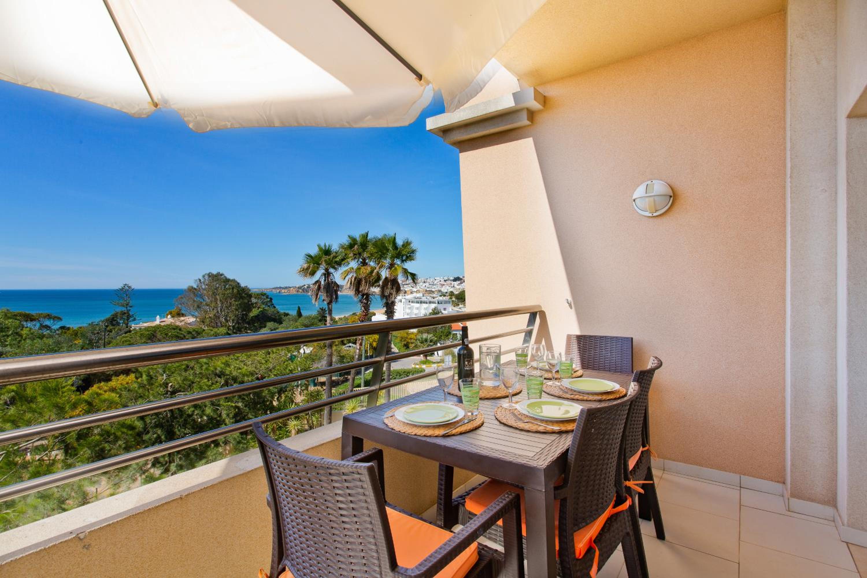 Beach front apartment Barracuda Albufeira photo 3