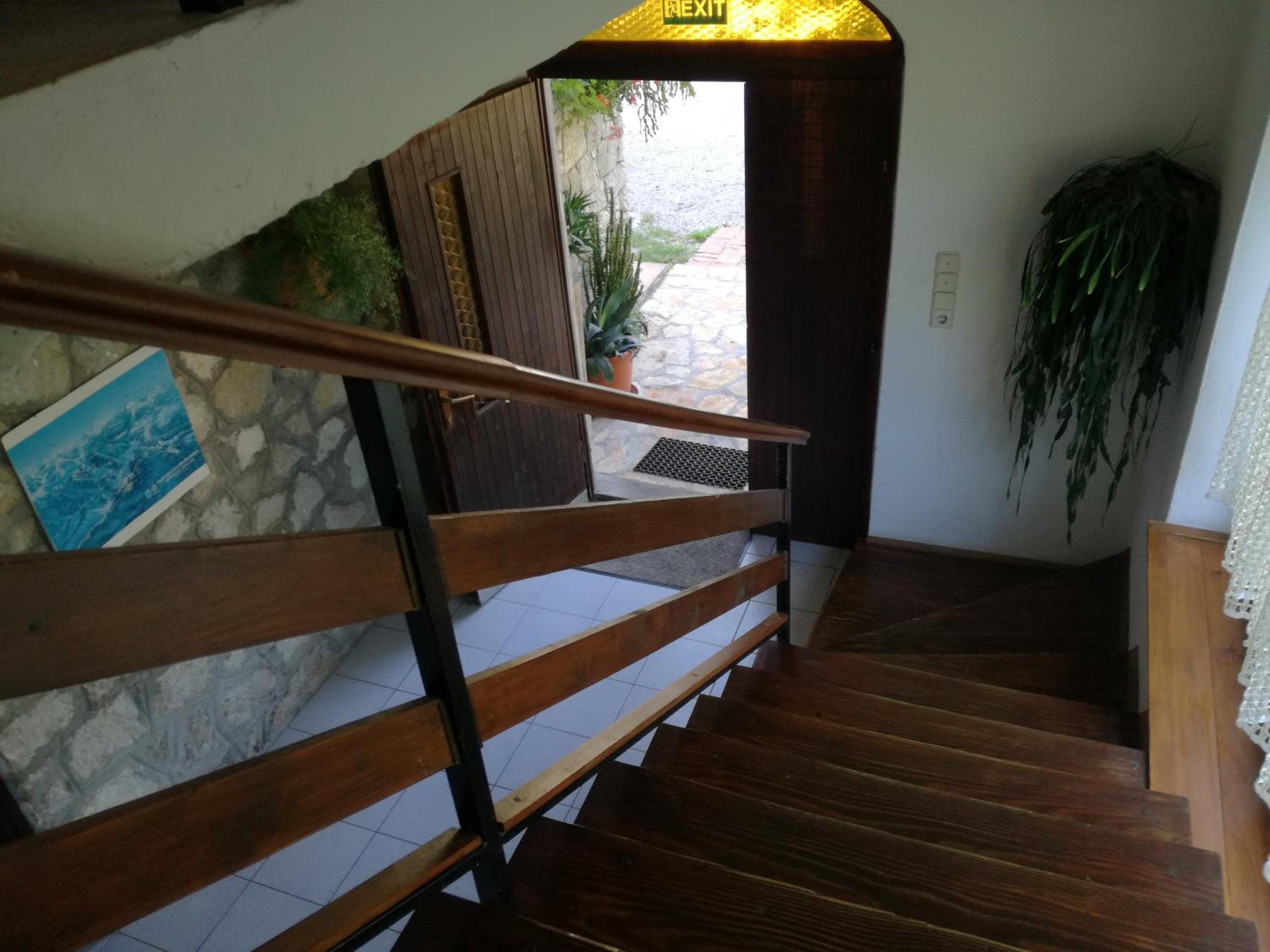 Photo 37