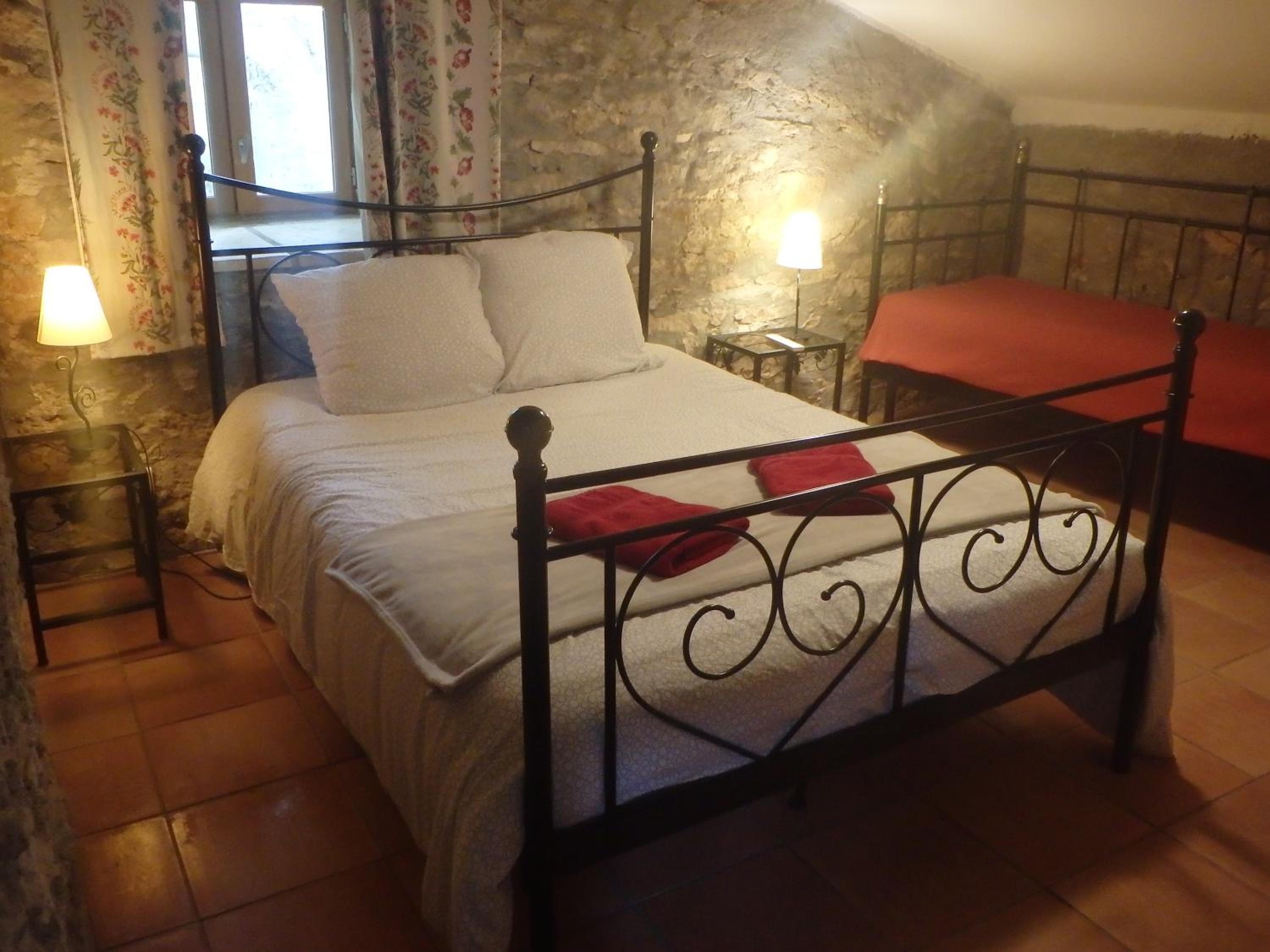Chambres d´Hôtes Prieuré d'Orniols