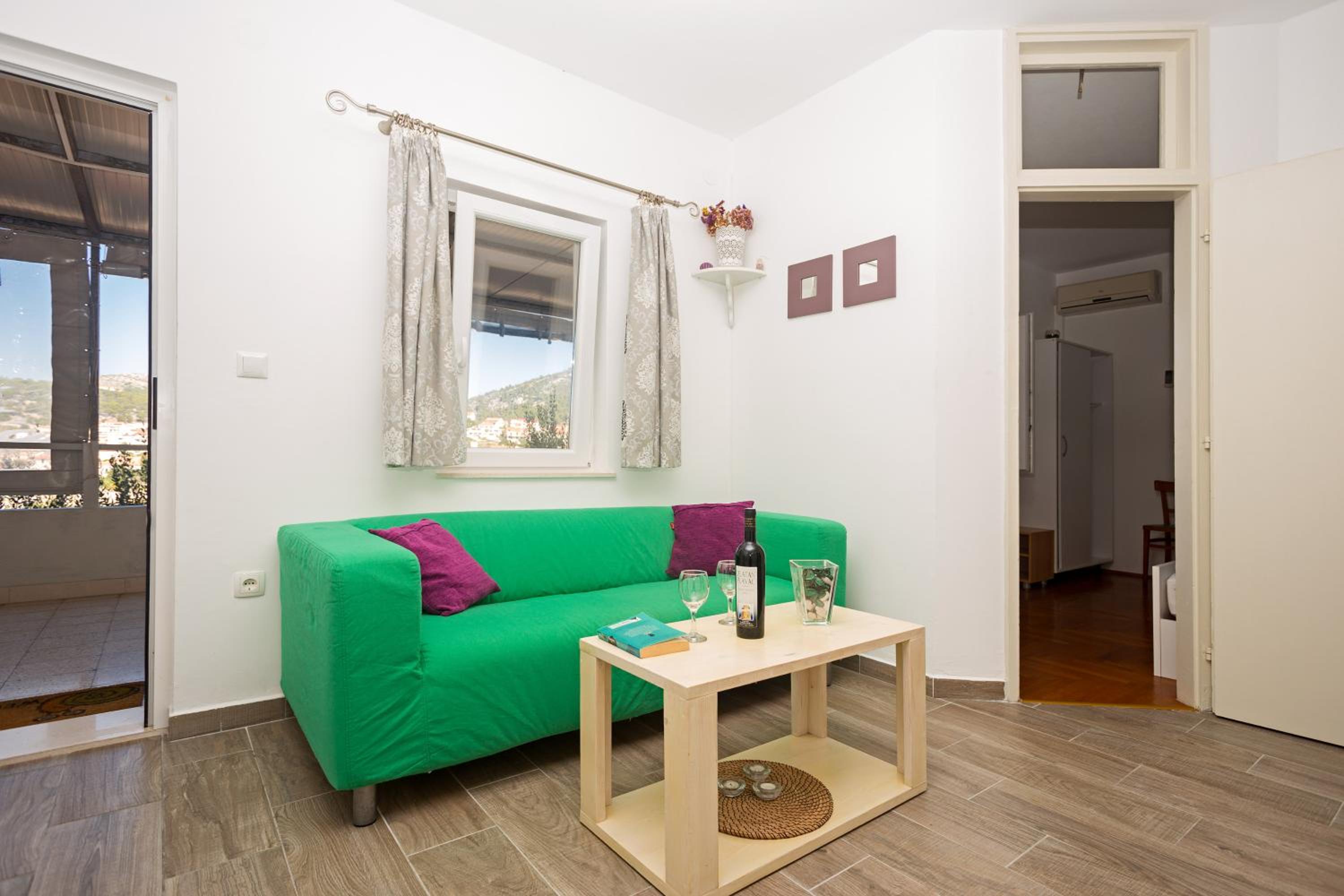 SeaView Guesthouse