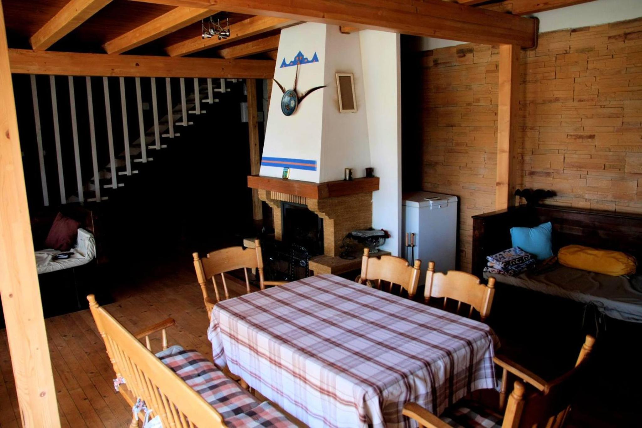 Old Fane's Lodge