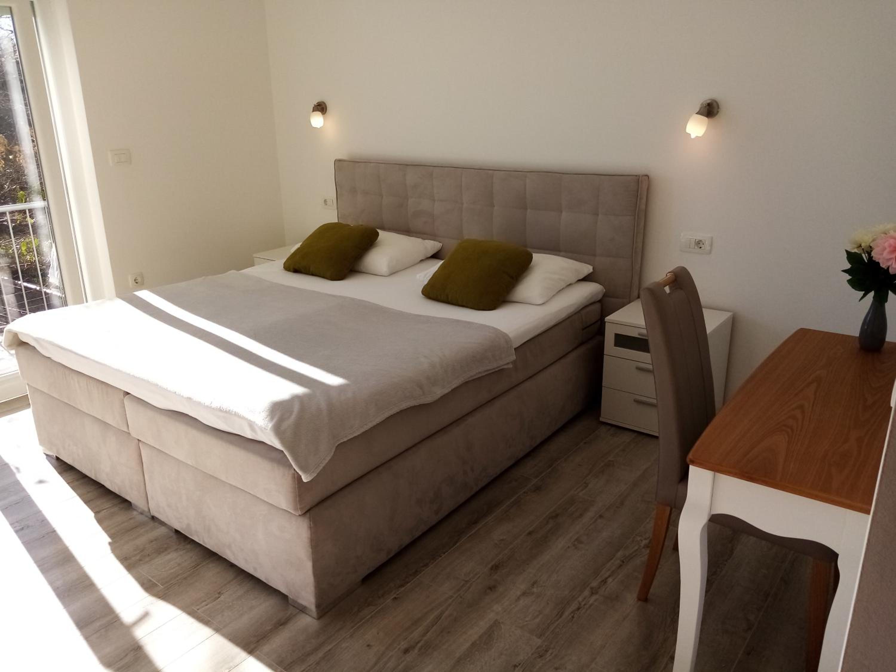 Apartment Nino view 5