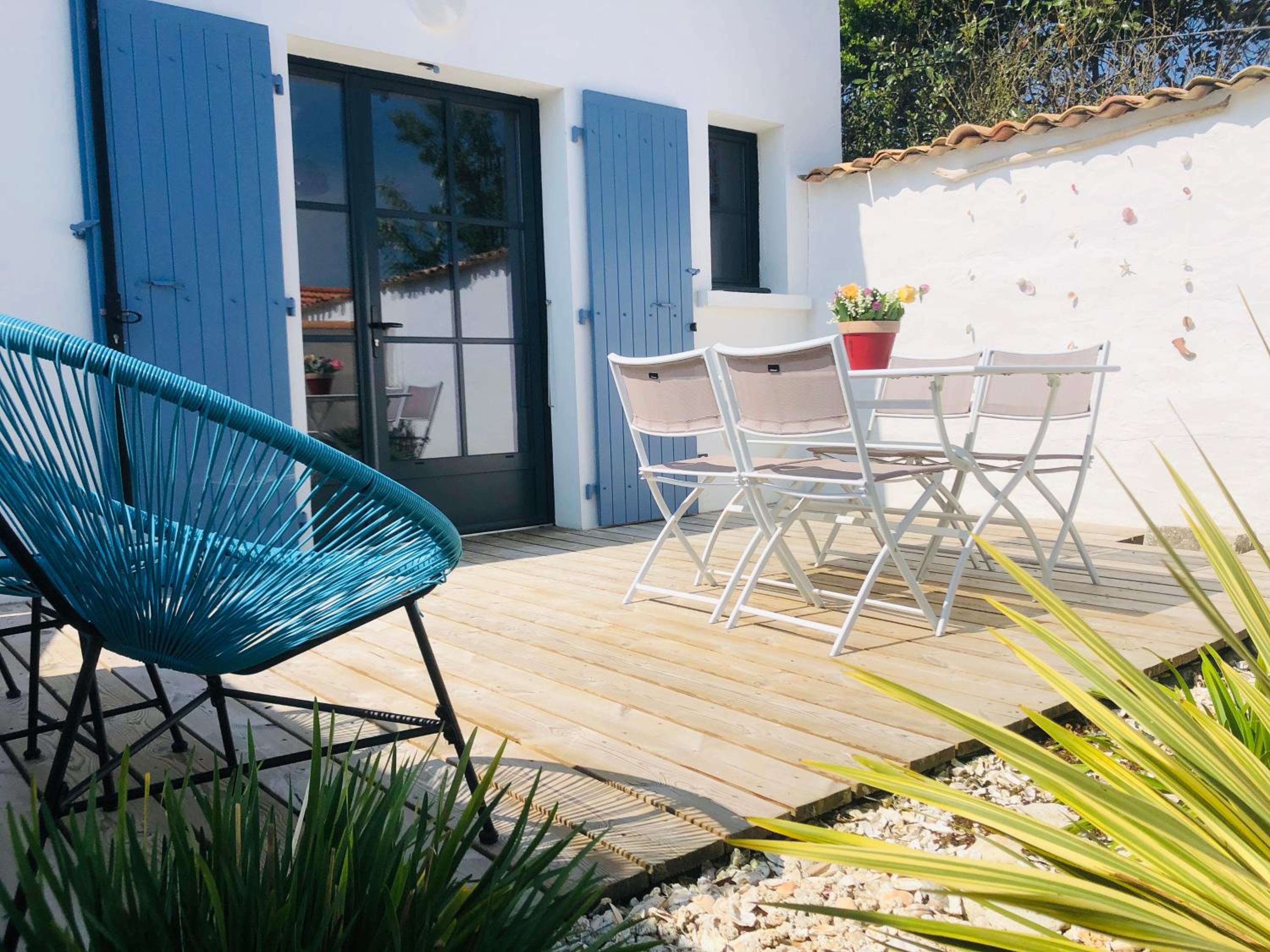 outdoor BBQ area