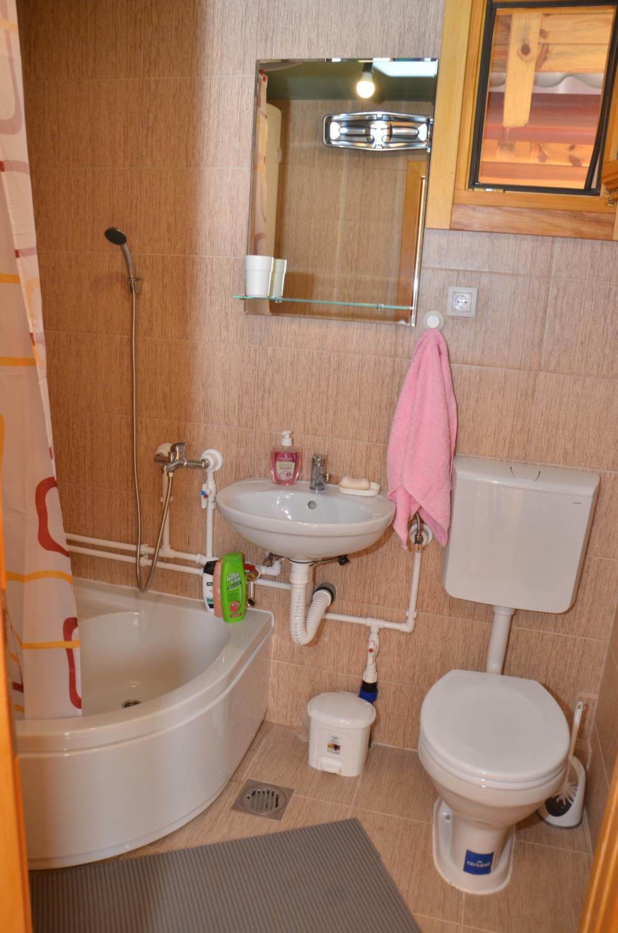Photo 32