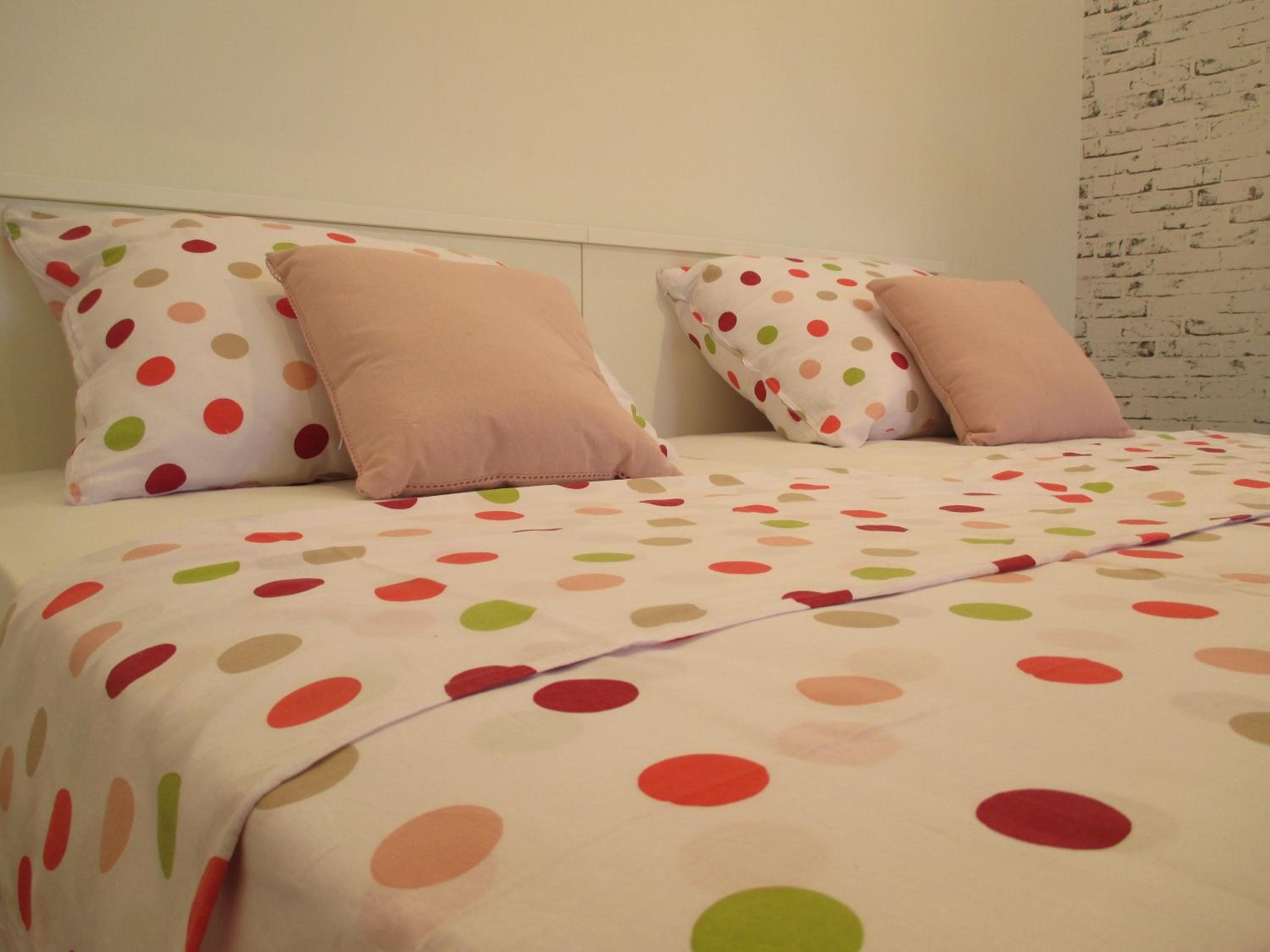 CANDY ap.-near center,bus,beach+free parking place