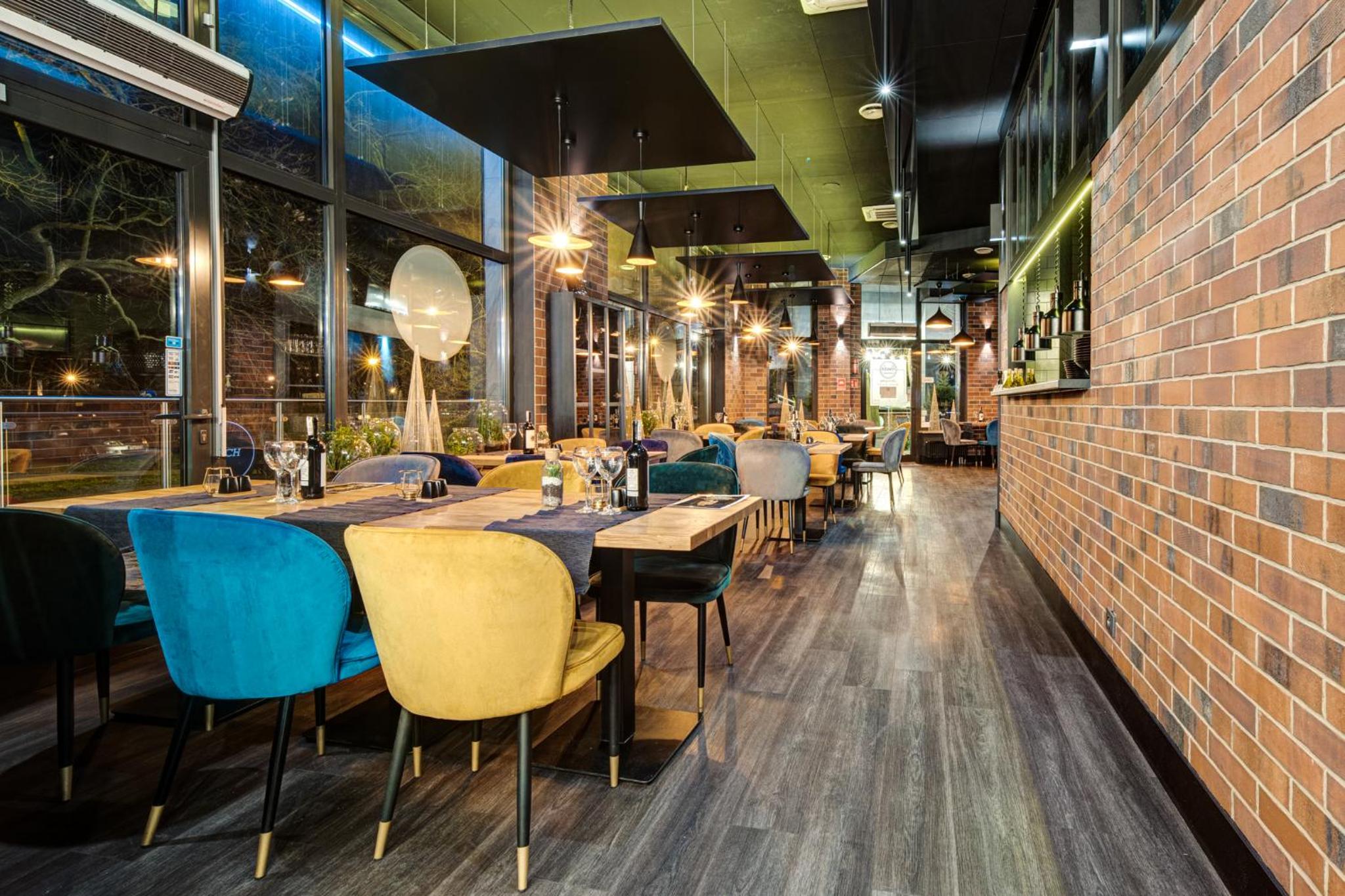 restaurant