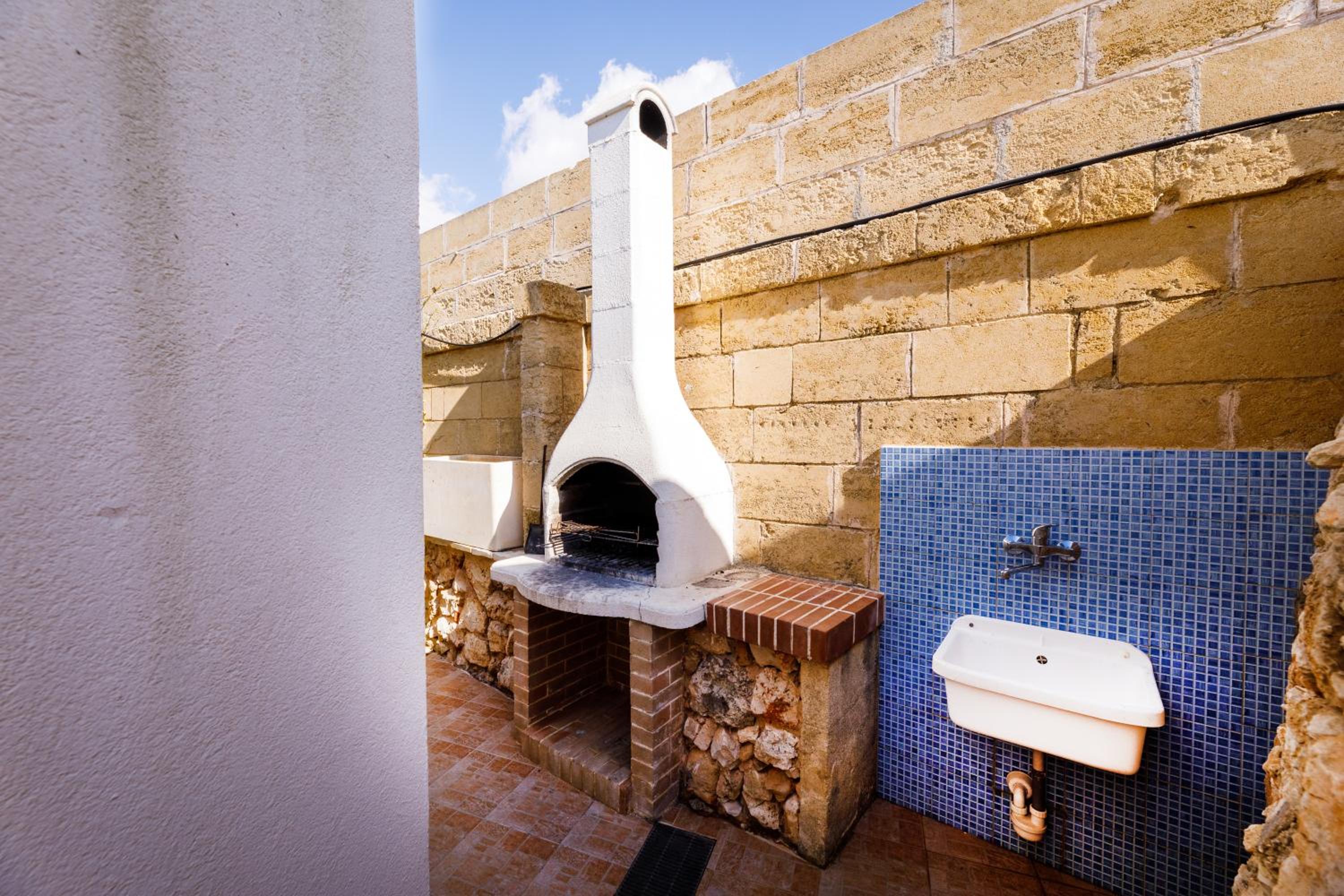 Callistos Trullo Torre Vado view 4