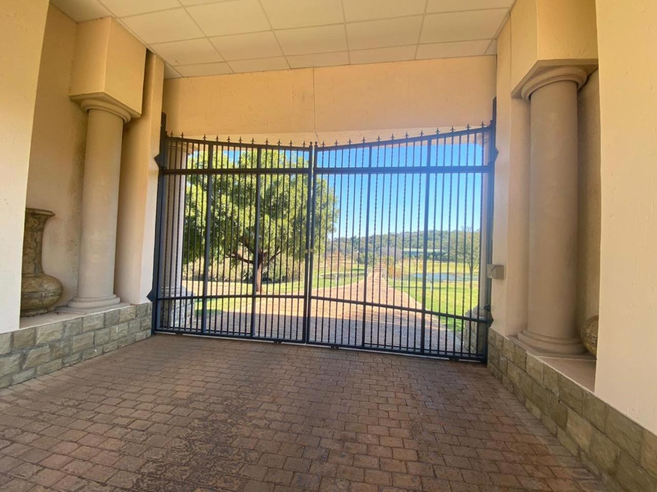 Tamryn Manor Guest House