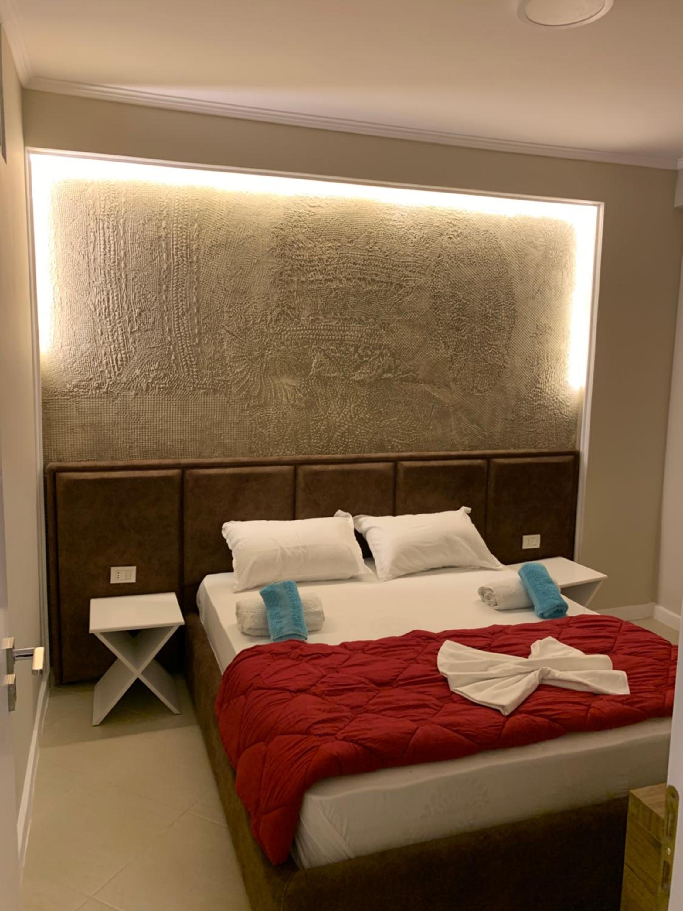 Premium Apartments 04