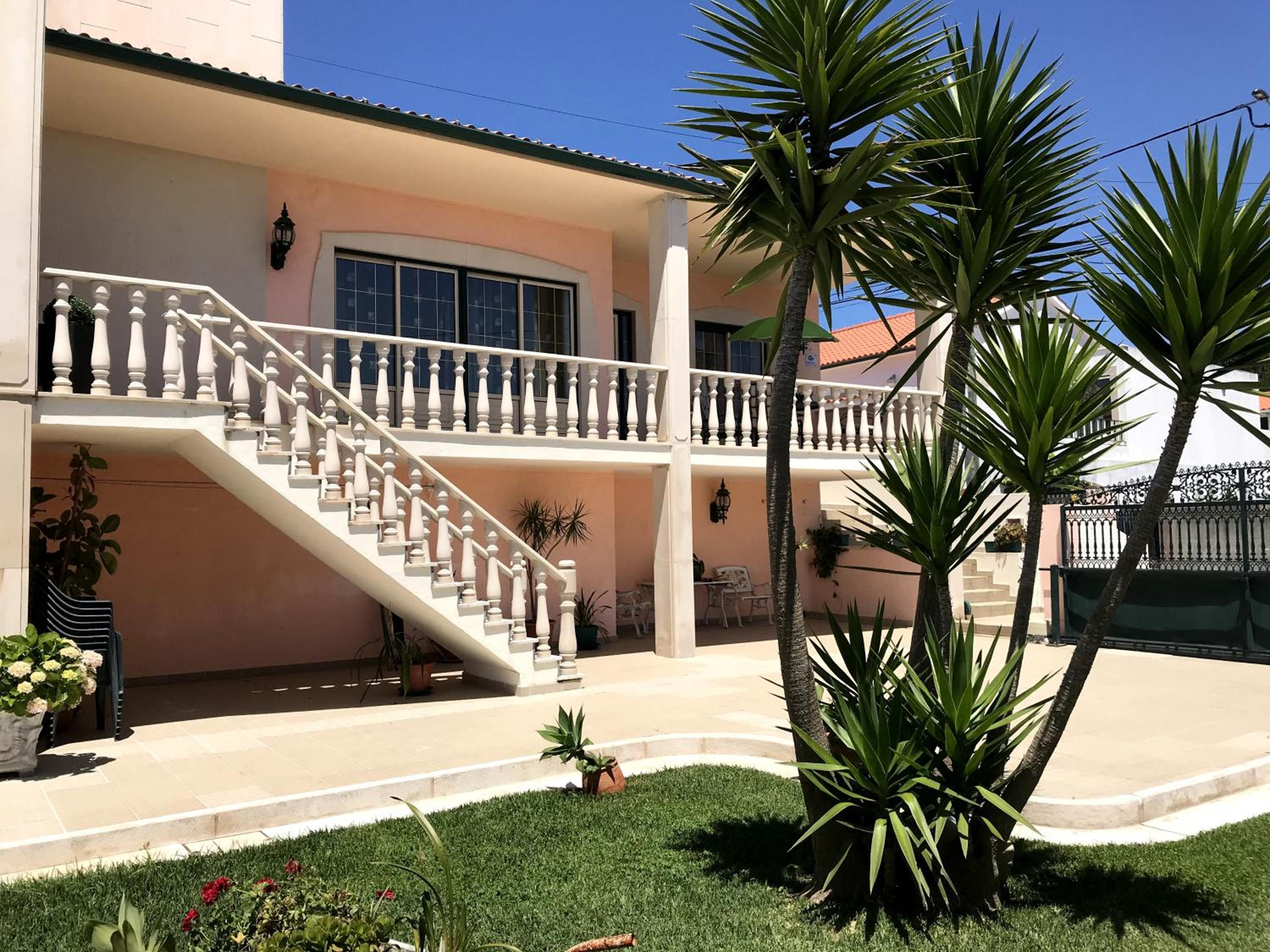 Caroça House