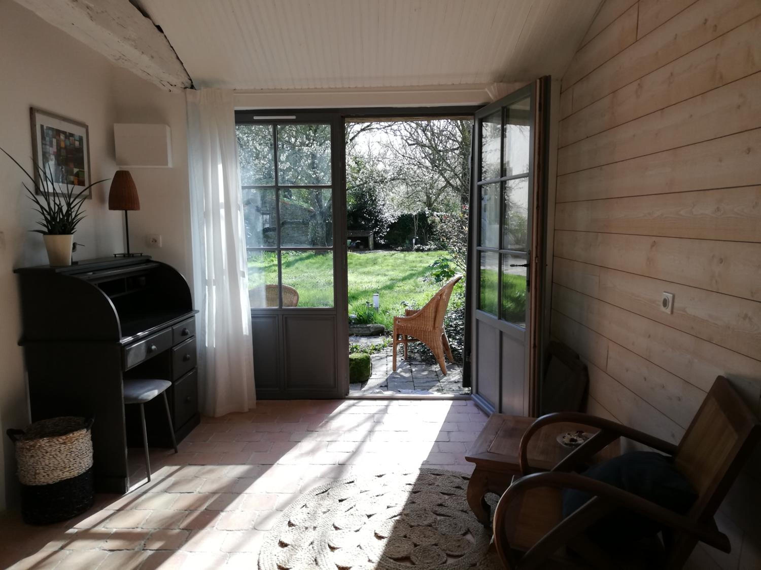 Photo 18