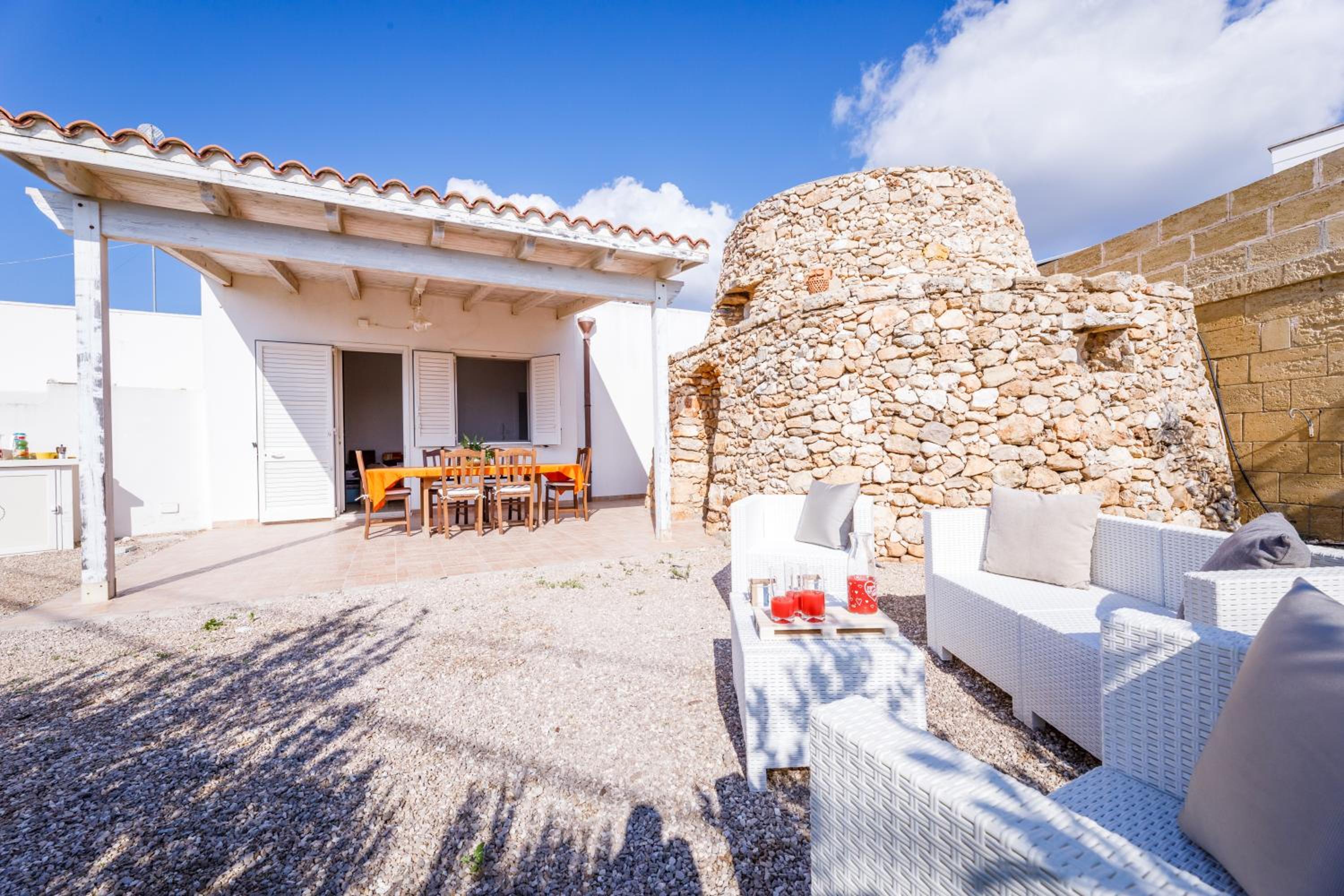 Photo 33