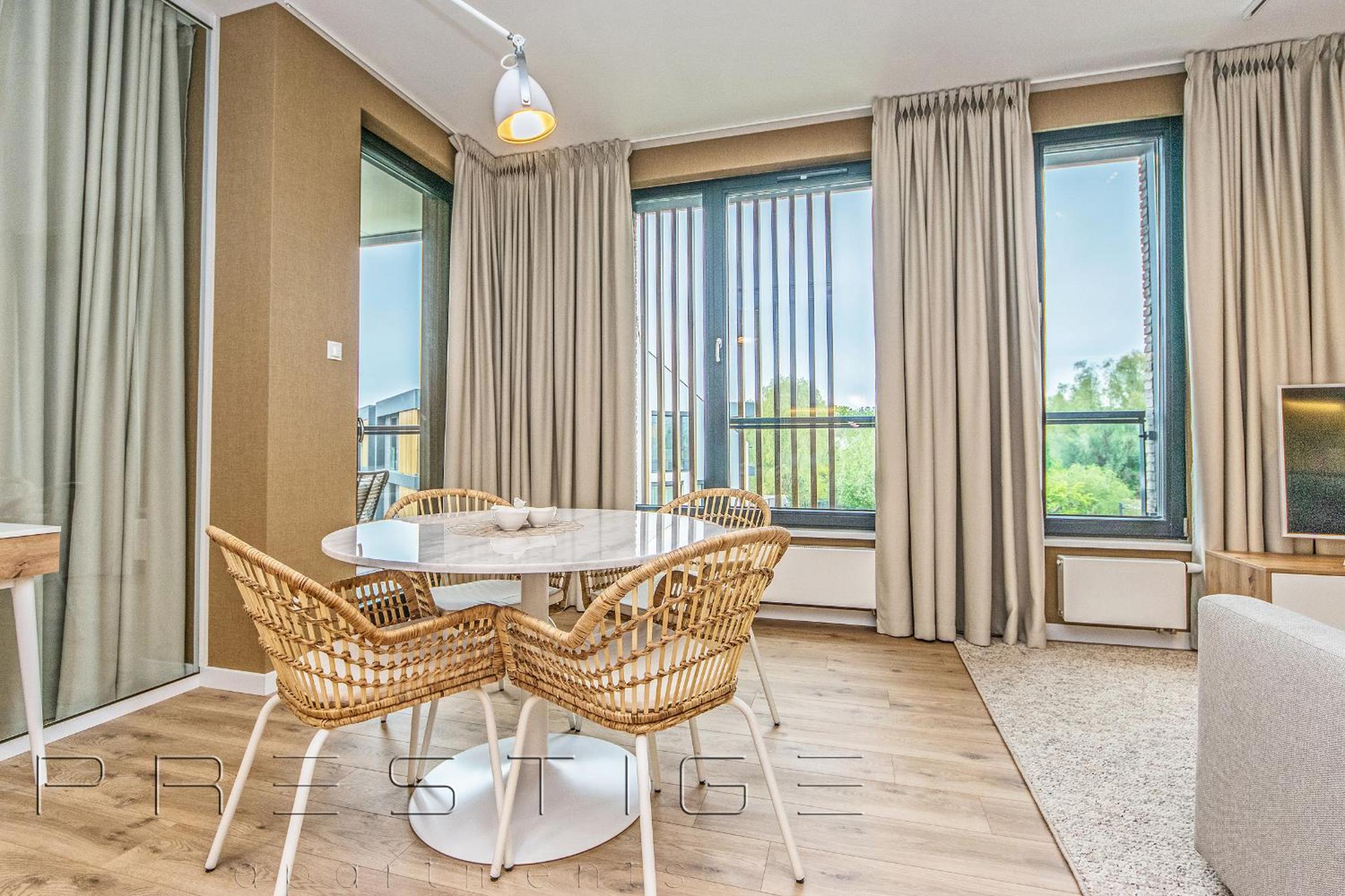 Prestige Apartments Botanica view 4