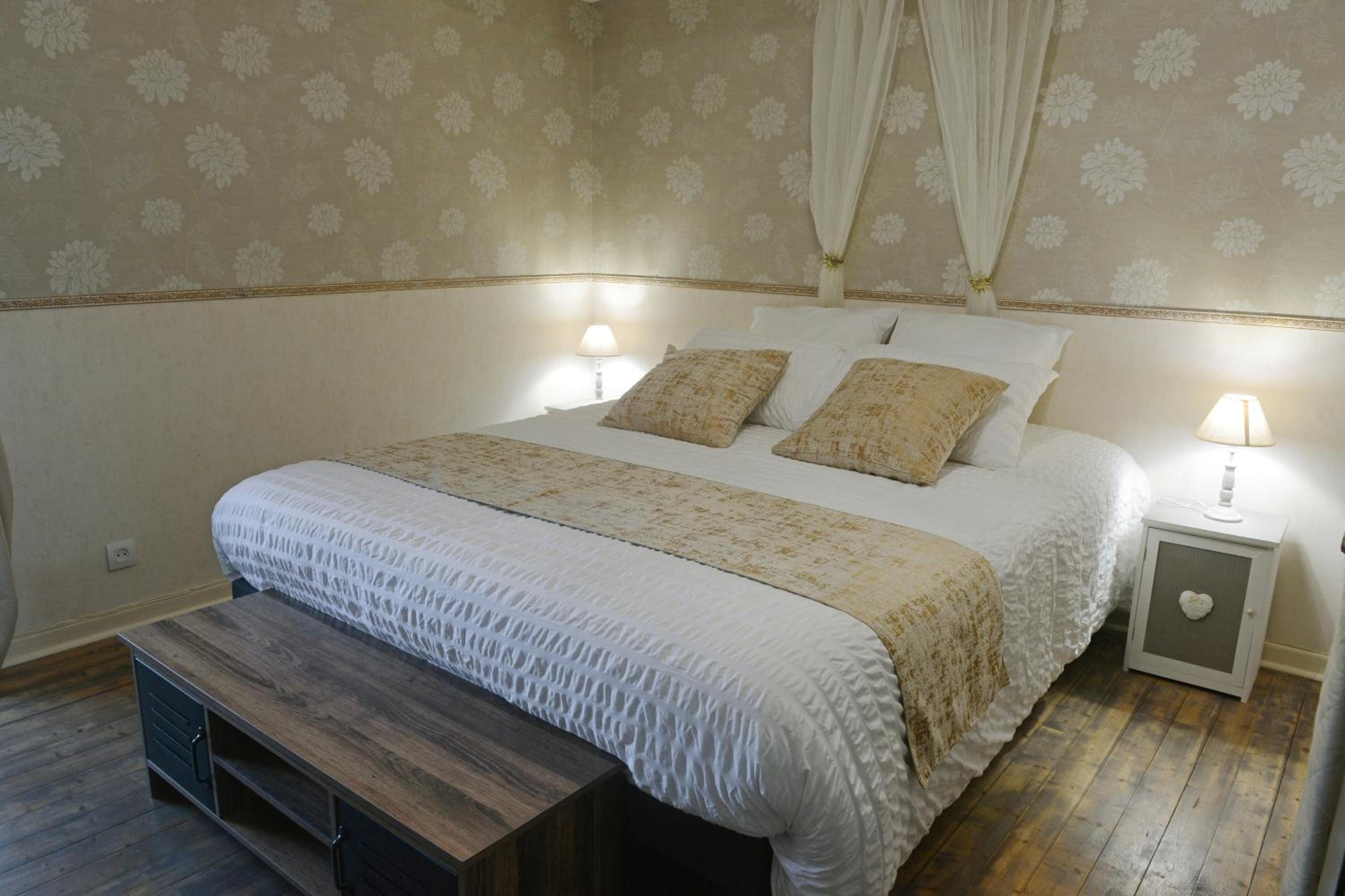 Photo 34