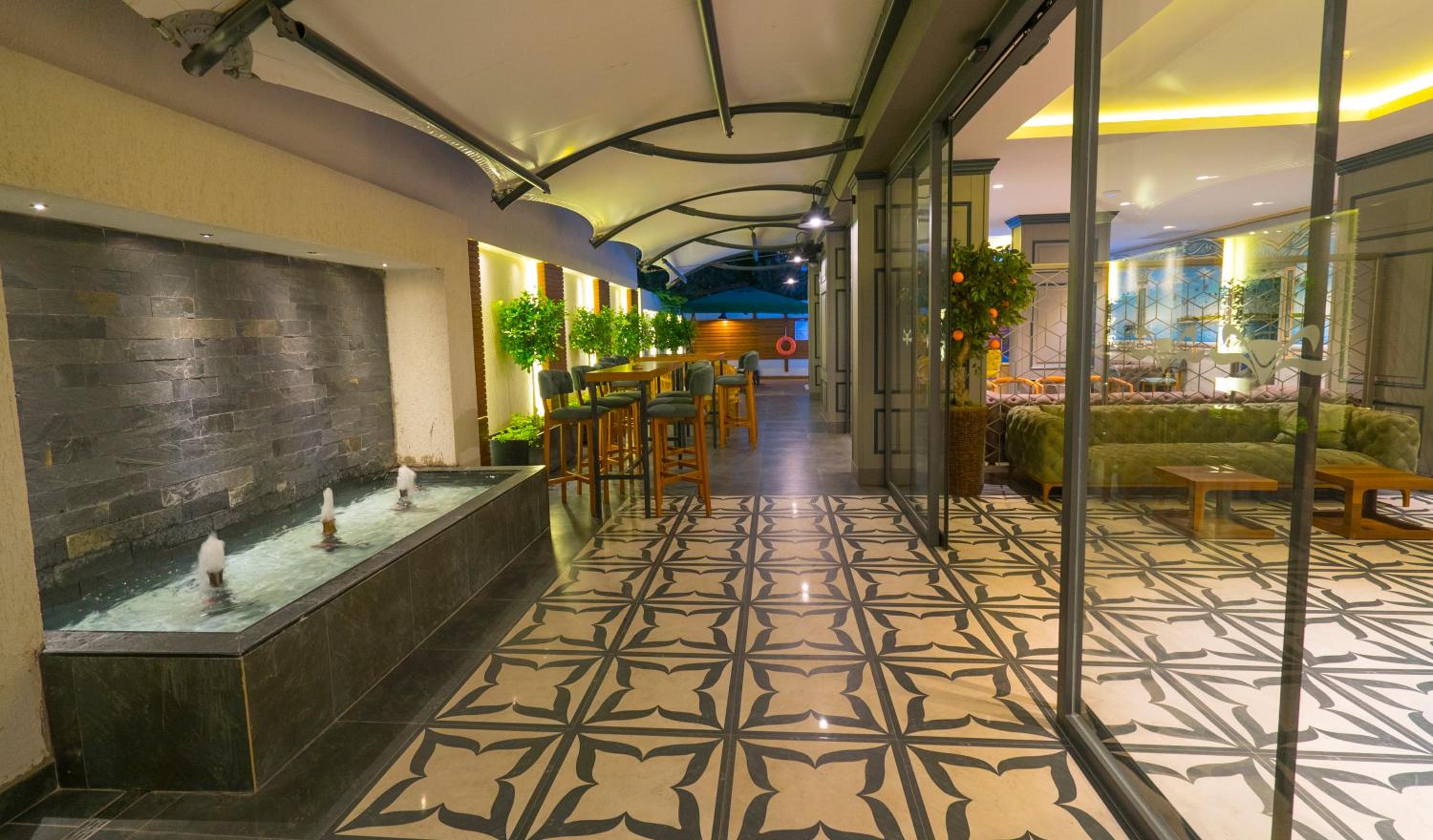 Marmaris Beach Hotel - Image 6