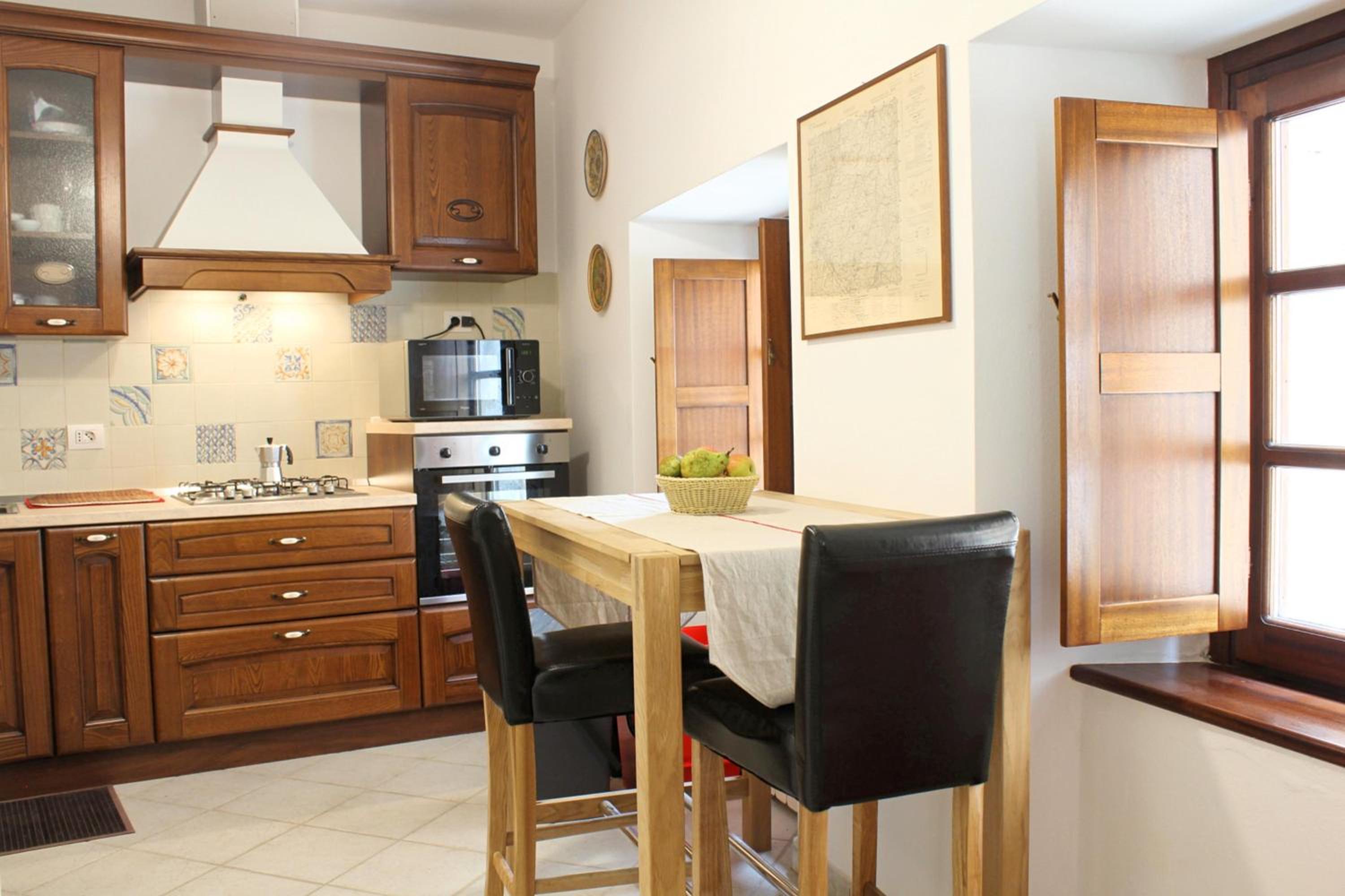 La Dimora del Borgo Antico - Holiday House in Tuscany Lunigiana near 5 Terre, WiFi, Panoramic Terrace photo 4