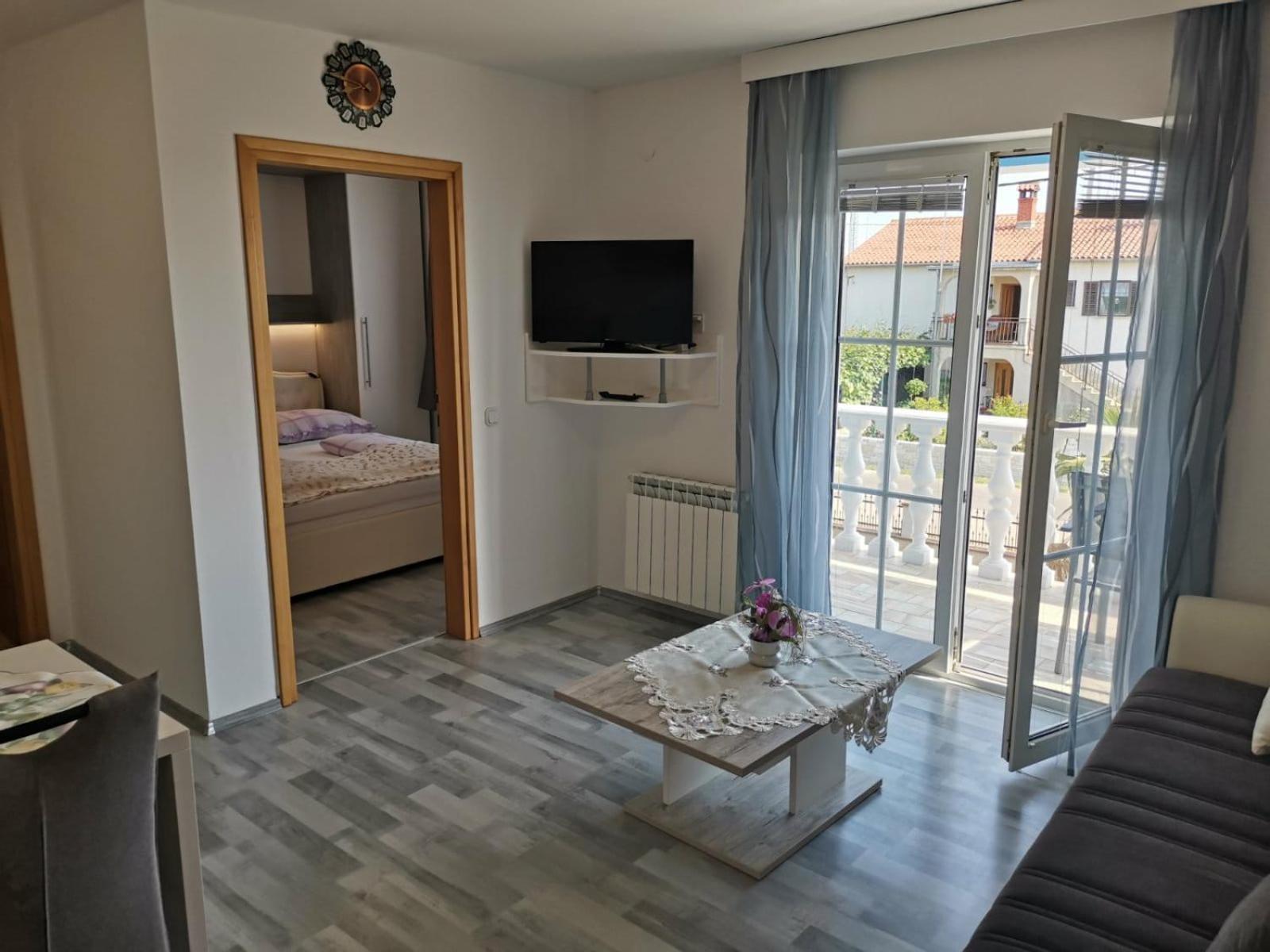 Apartments Toni view 4