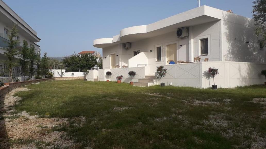 Vila Juna