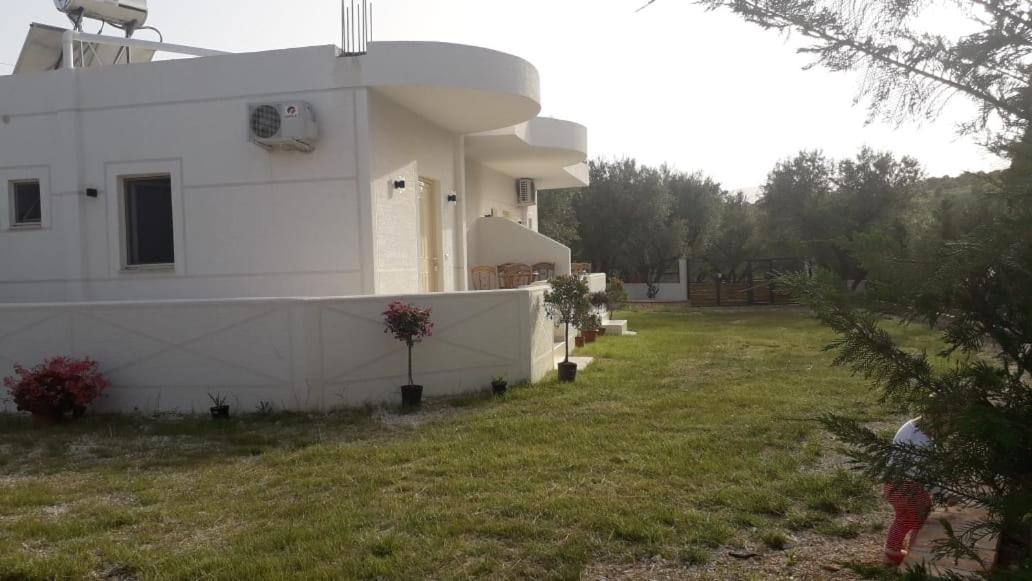 Vila Juna