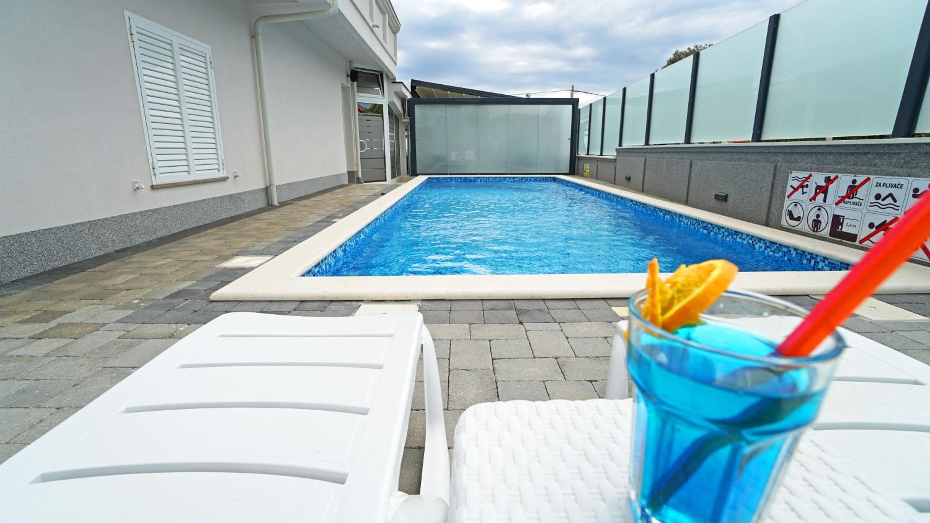 Apartments Paradiso view 2