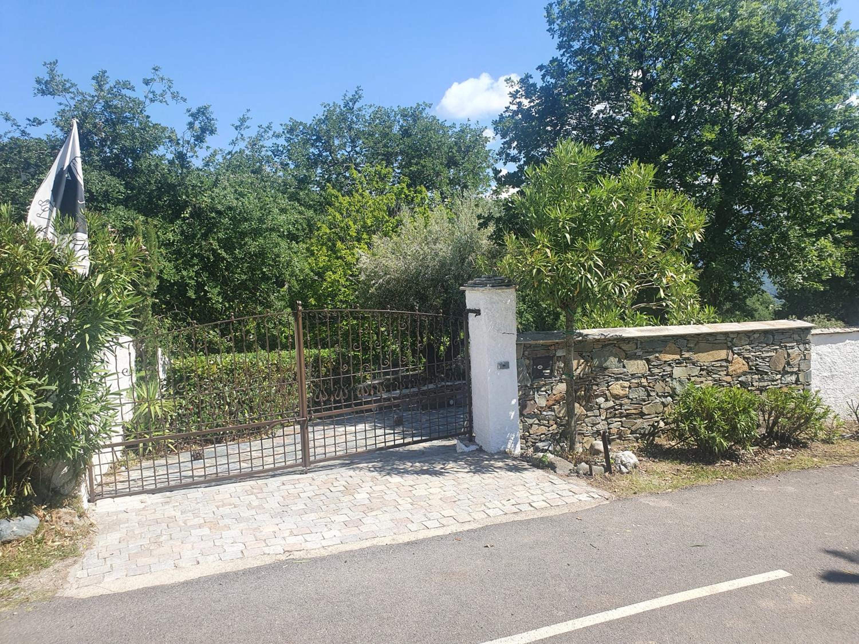 maison de charme avec piscine et vue exceptionnelle — photo 2