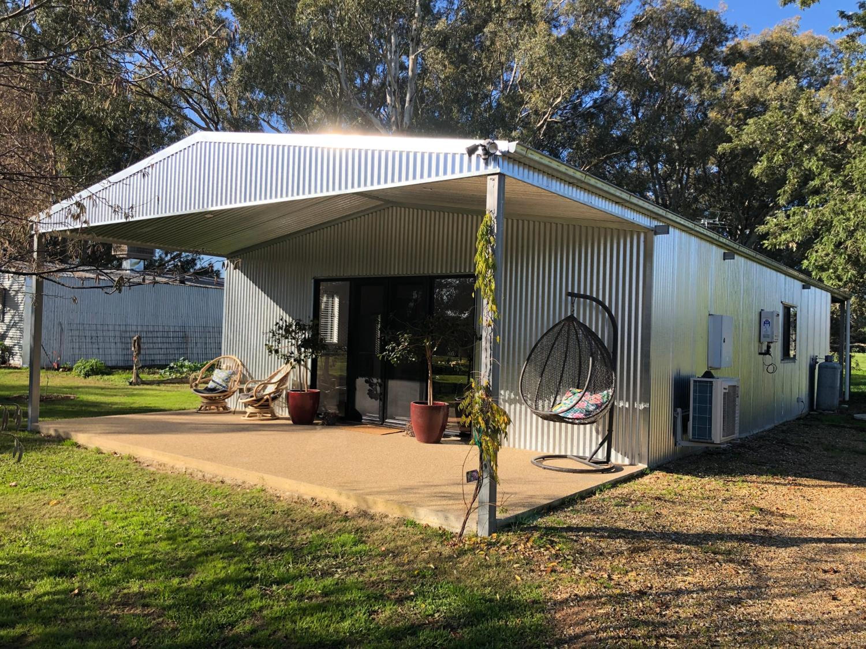 Oak Lane Guest House & Farm Stay