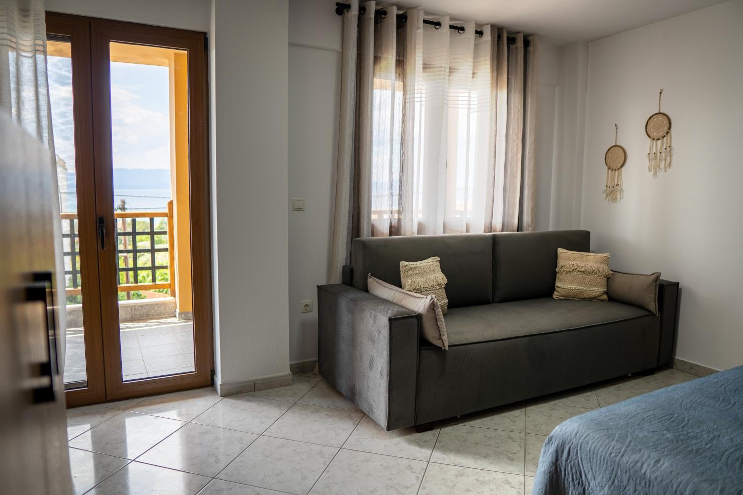 Sea View Apartment Grek Nea 3 view 4