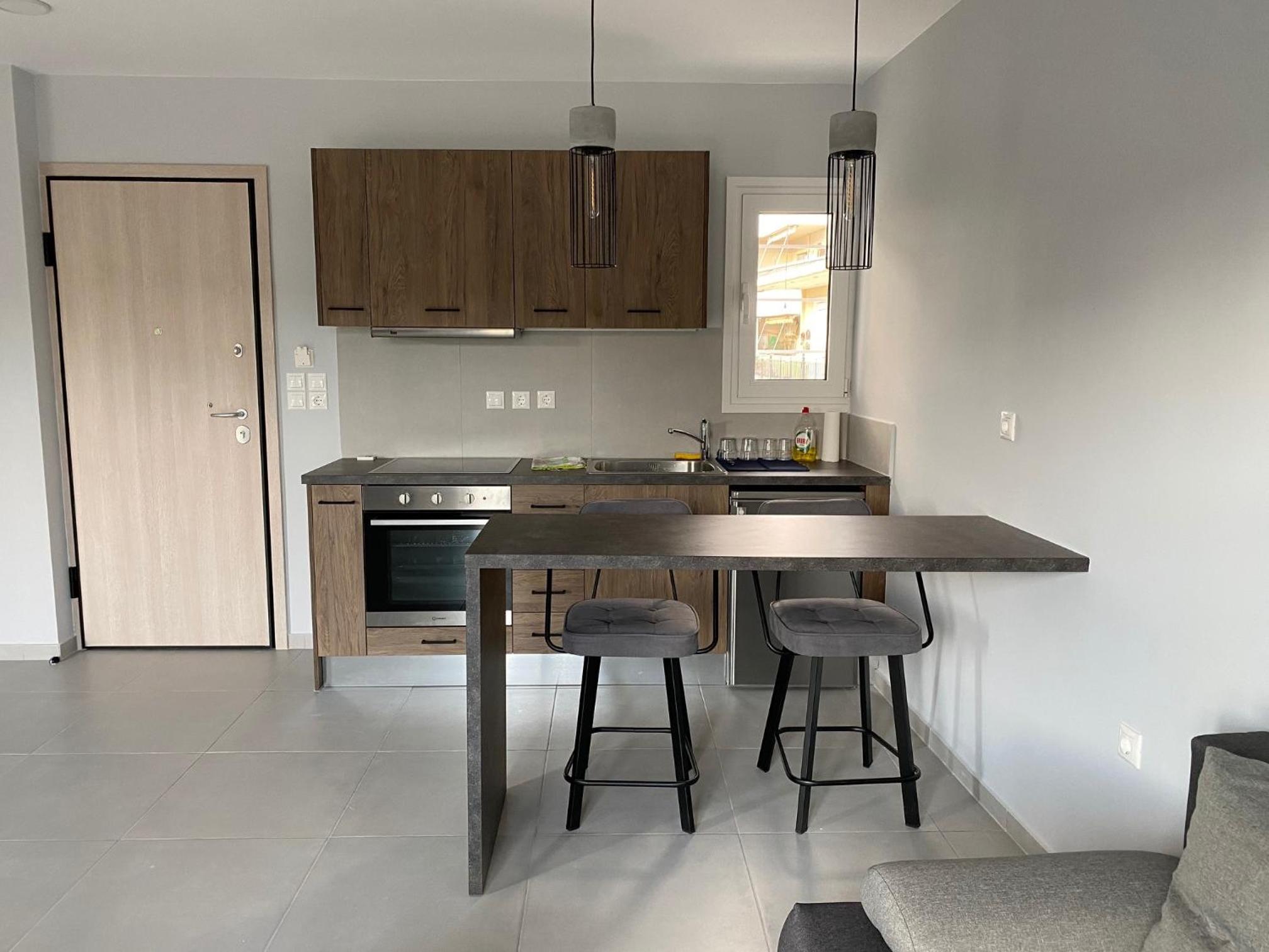 Cosy studio 2 minutes walking from the beach view 2