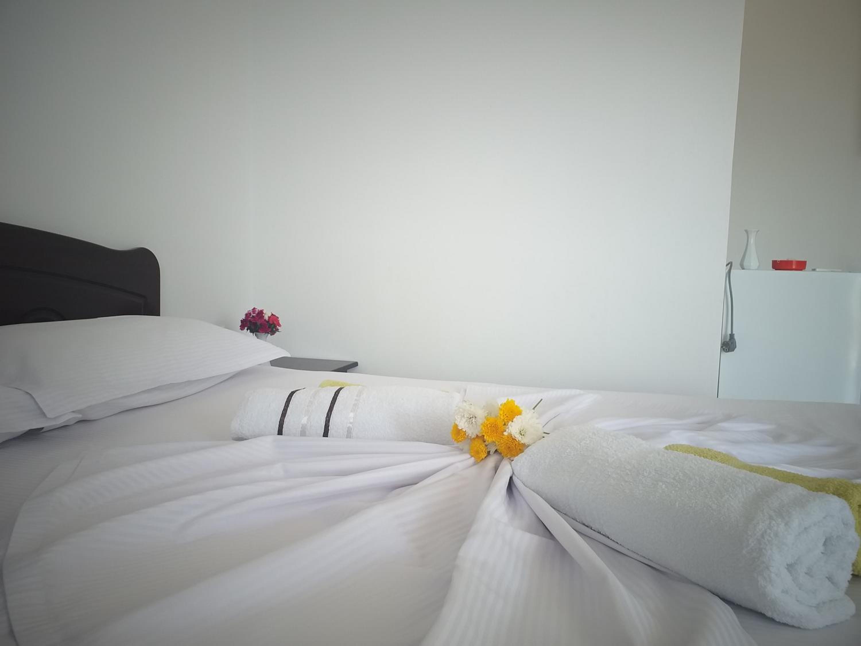 Grand Seaview Apartments