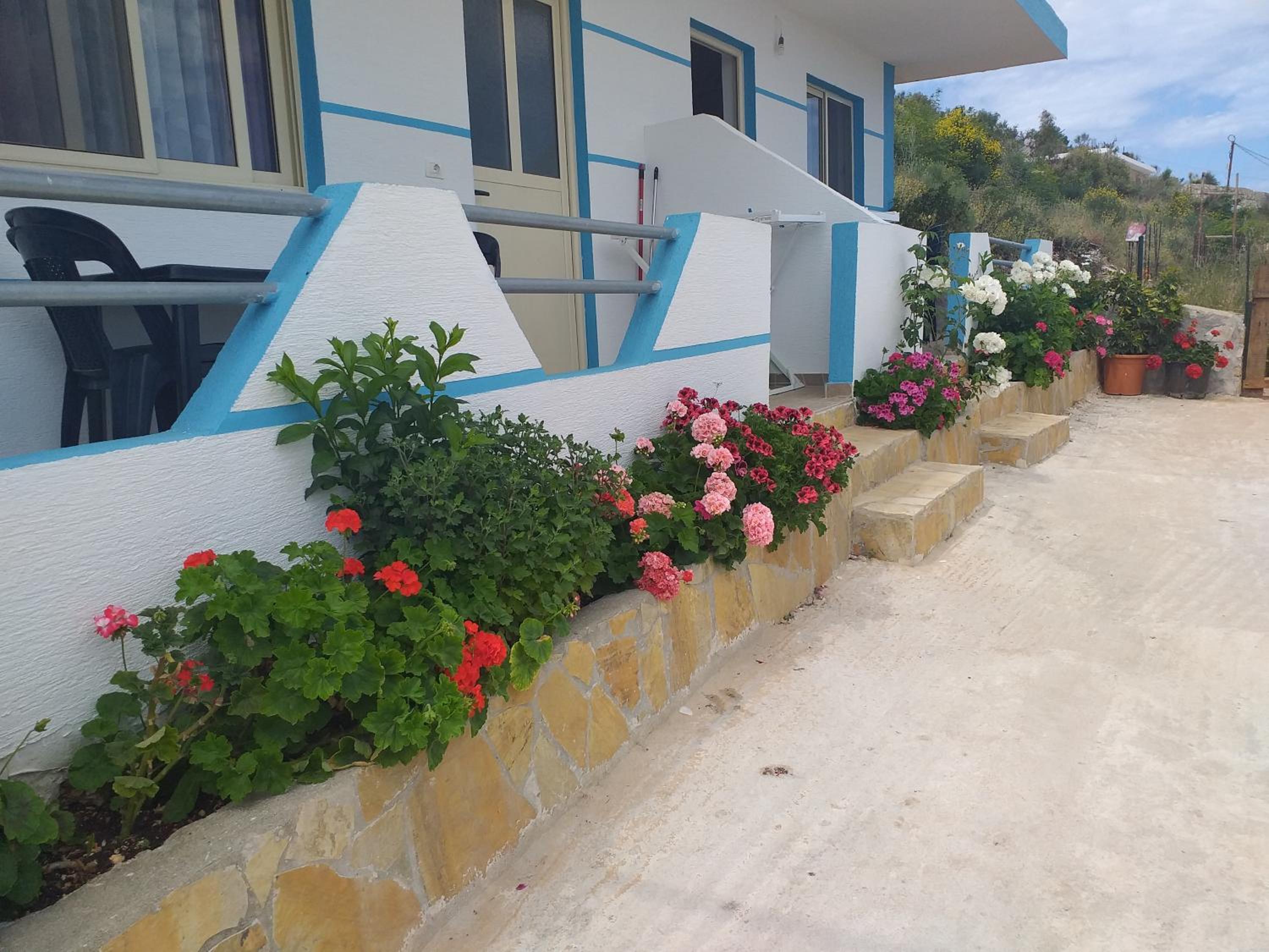 Grand Seaview Apartments