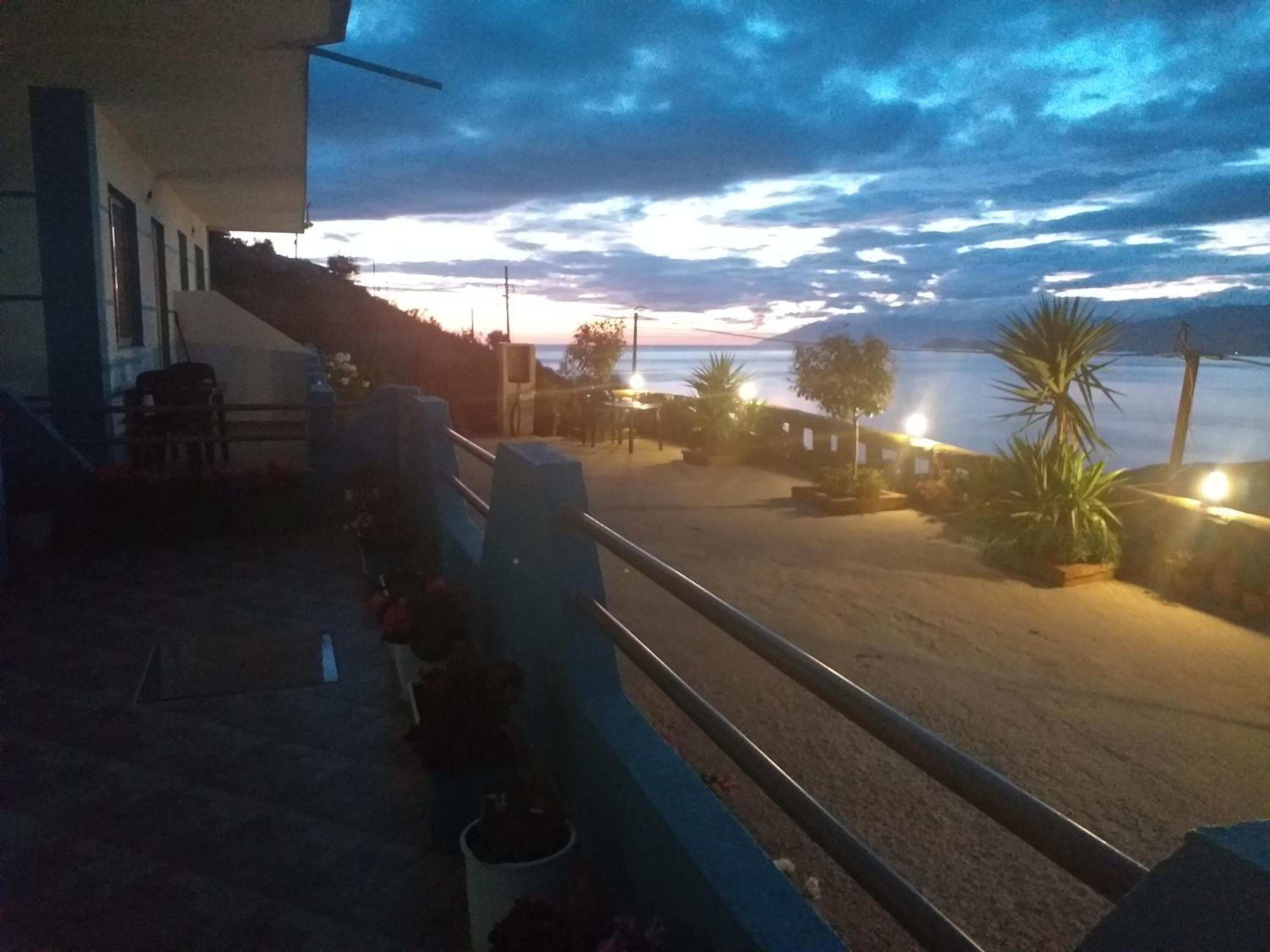 Grand Seaview Apartments
