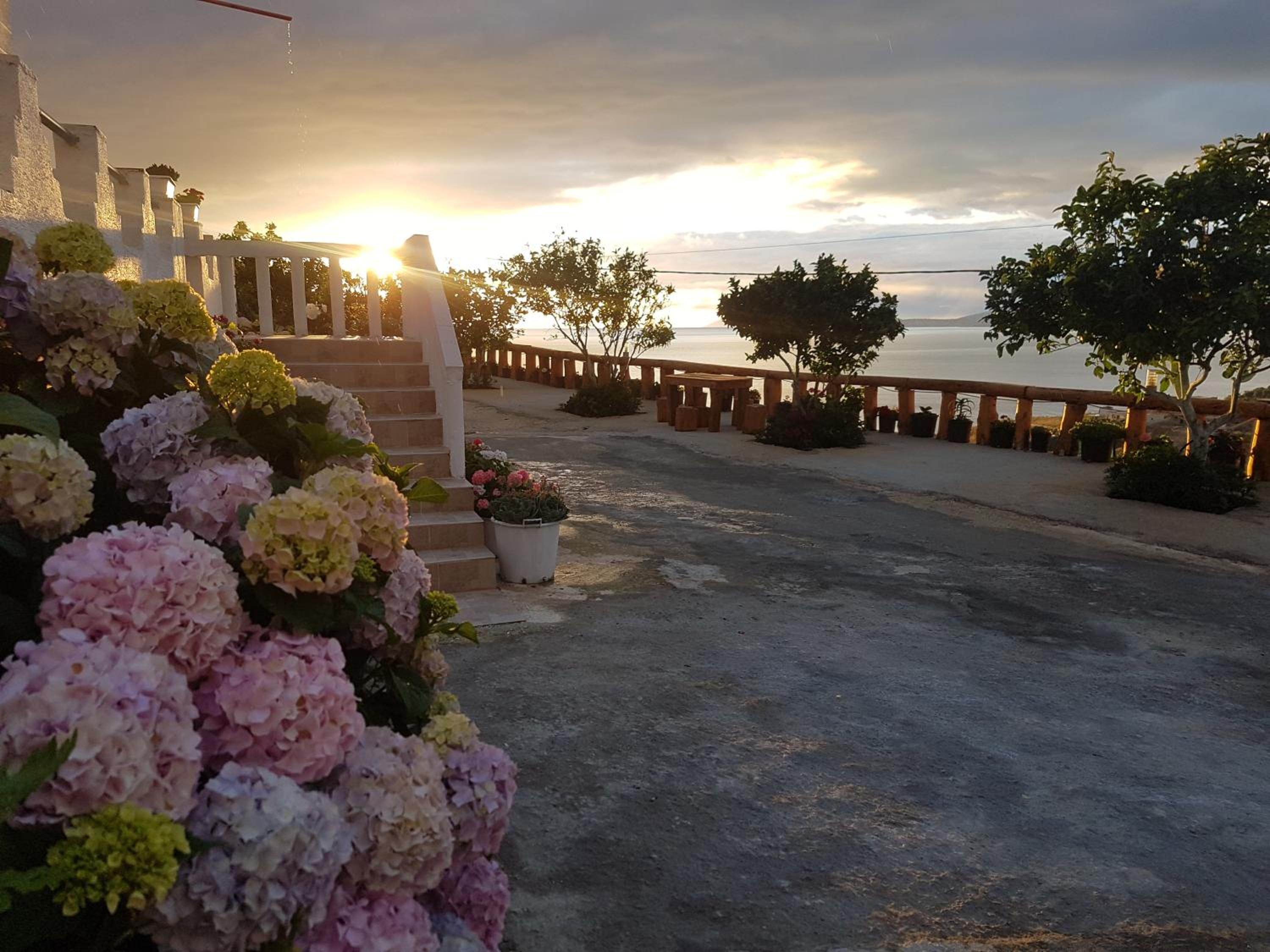 Emiljano Seaview