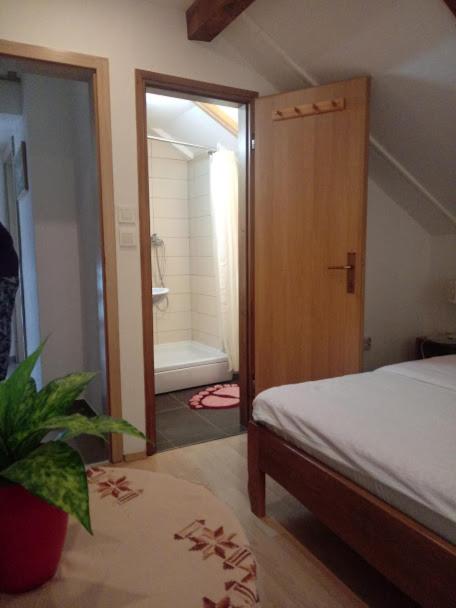 Guesthouse Marton view 4