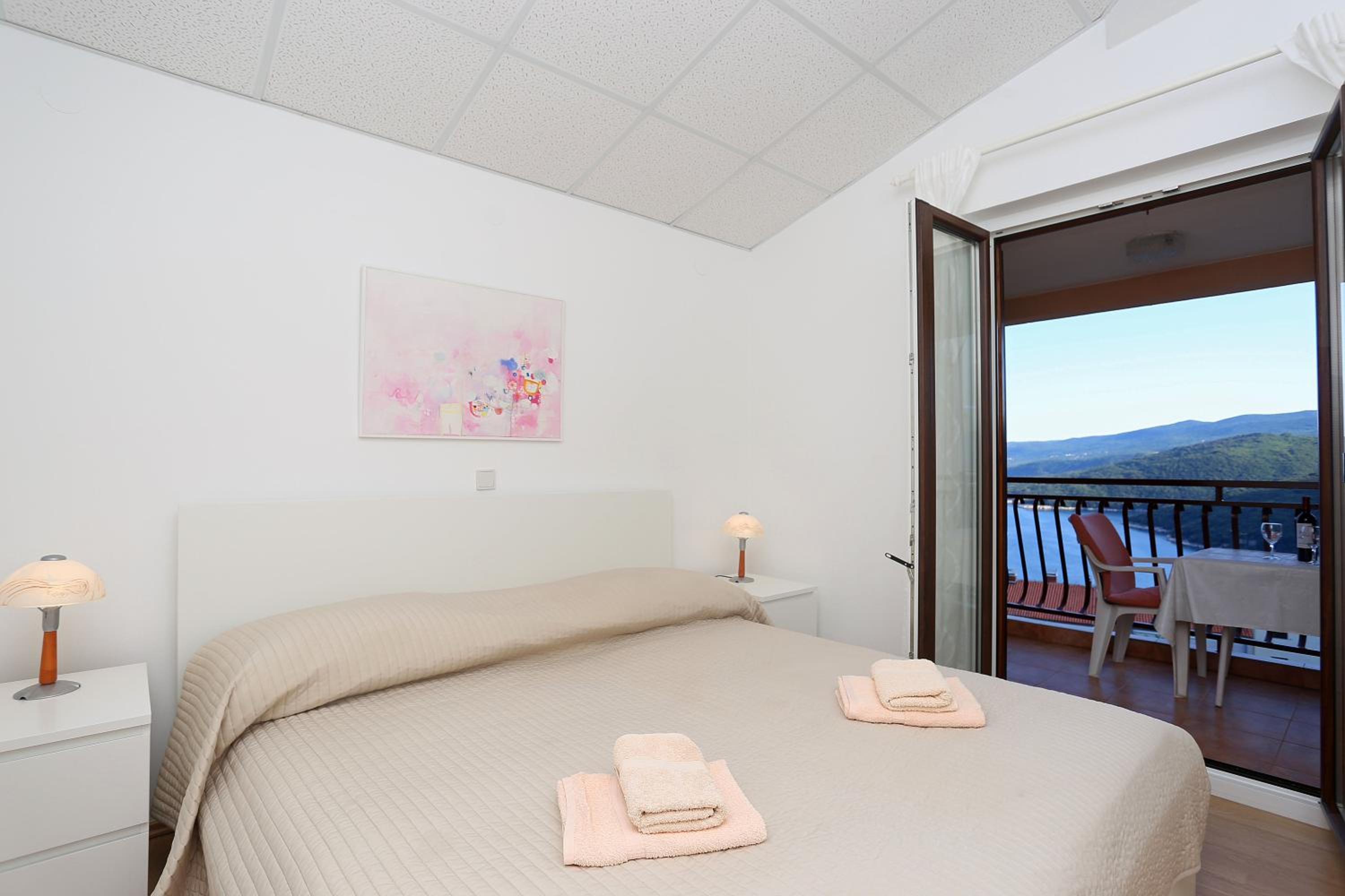 Apartments Emilia view 2